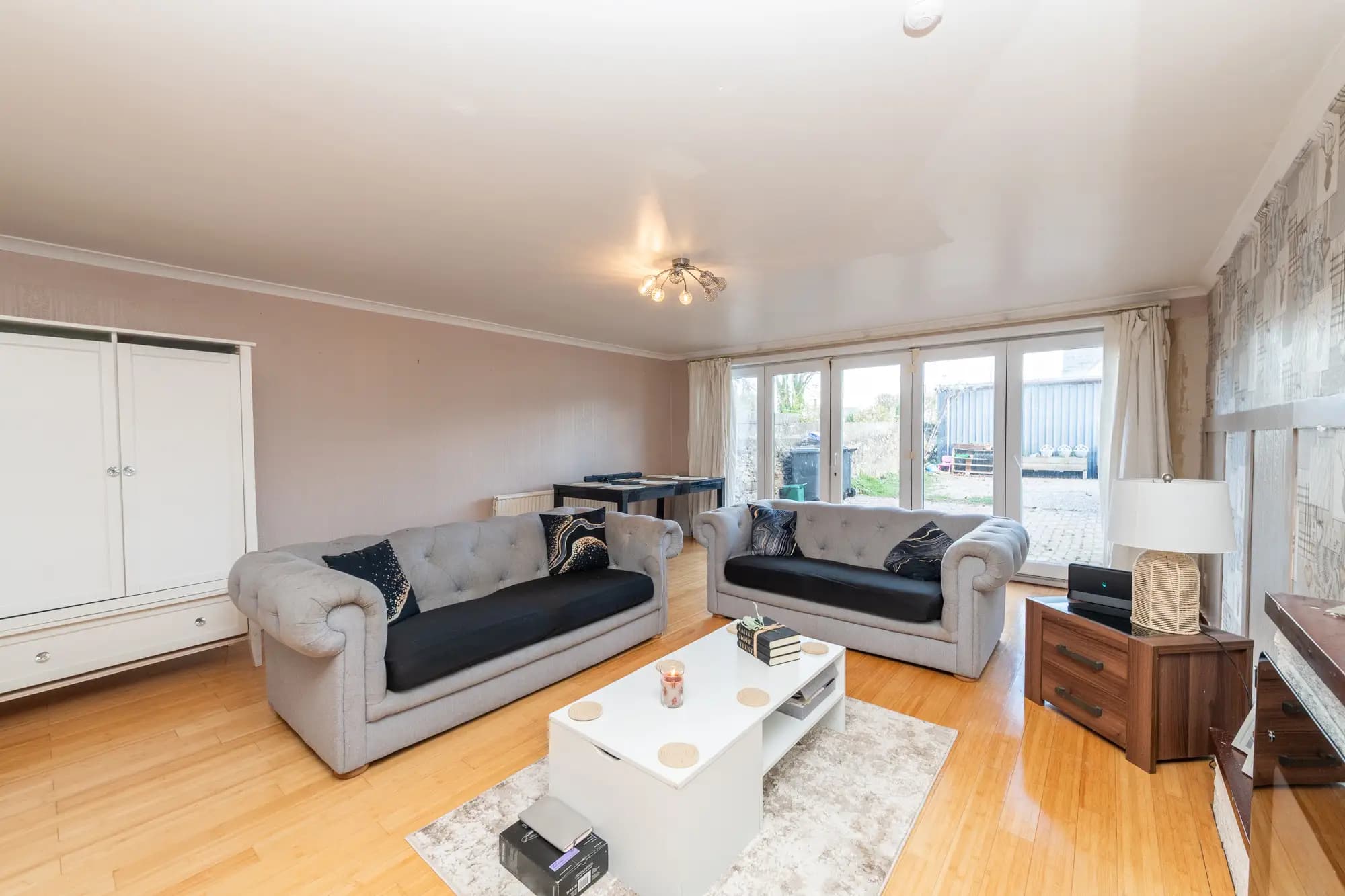 property photo 3 of 26