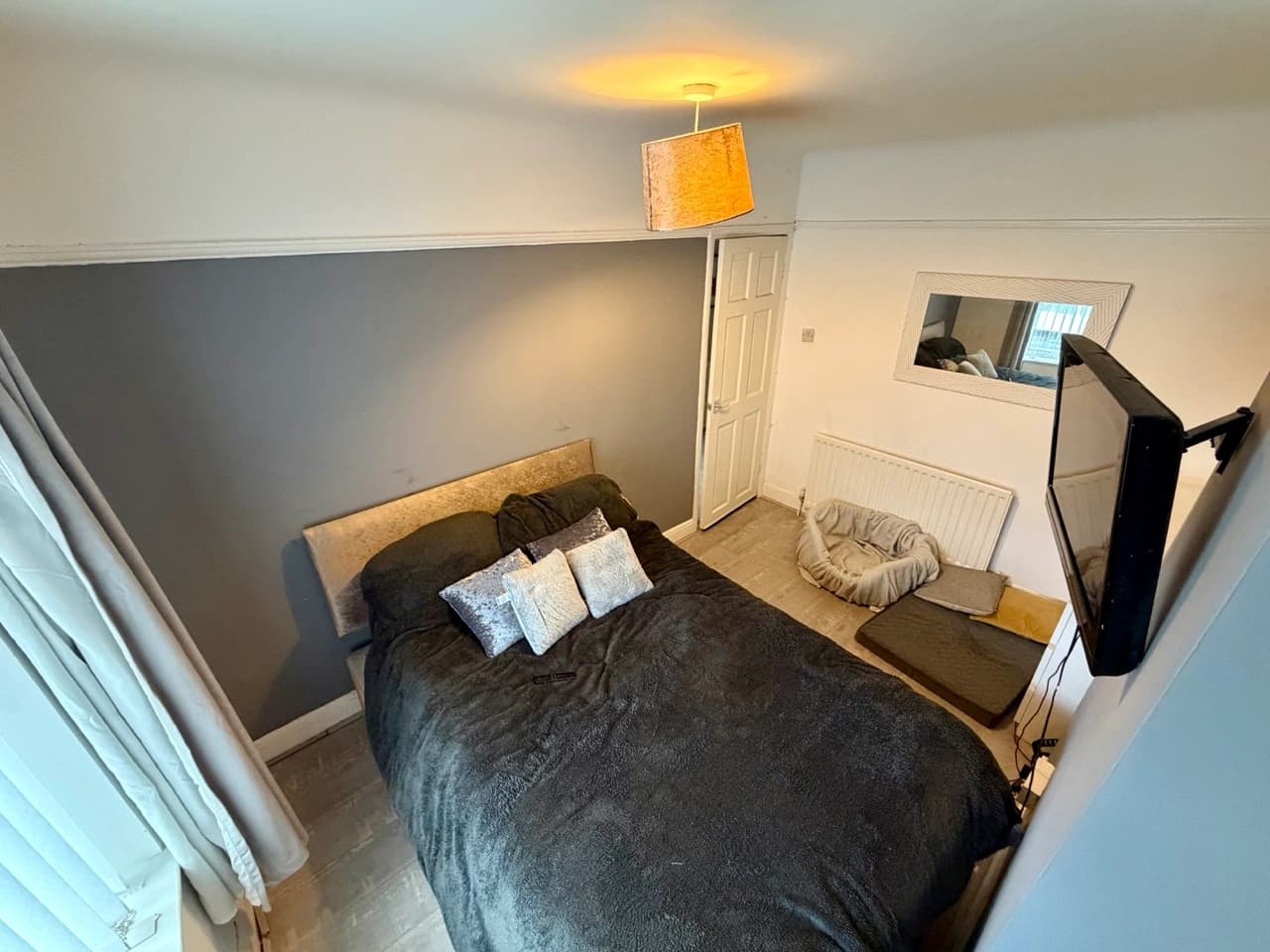 property photo 15 of 42