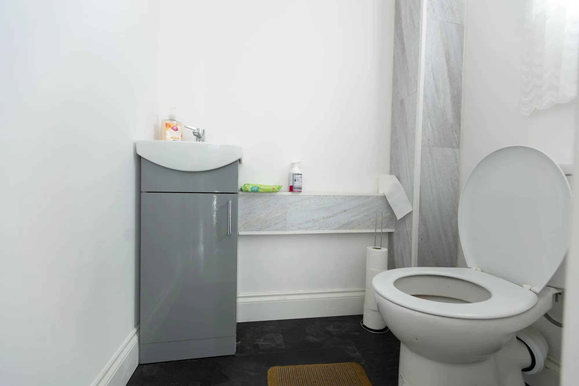 property photo 11 of 31