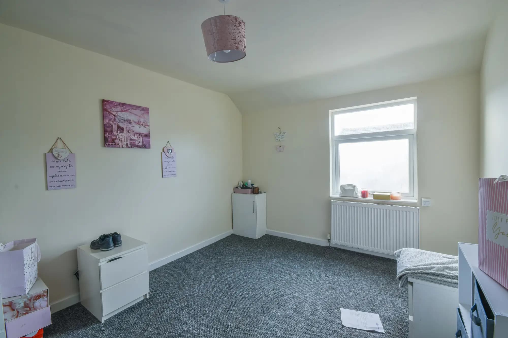 property photo 8 of 14