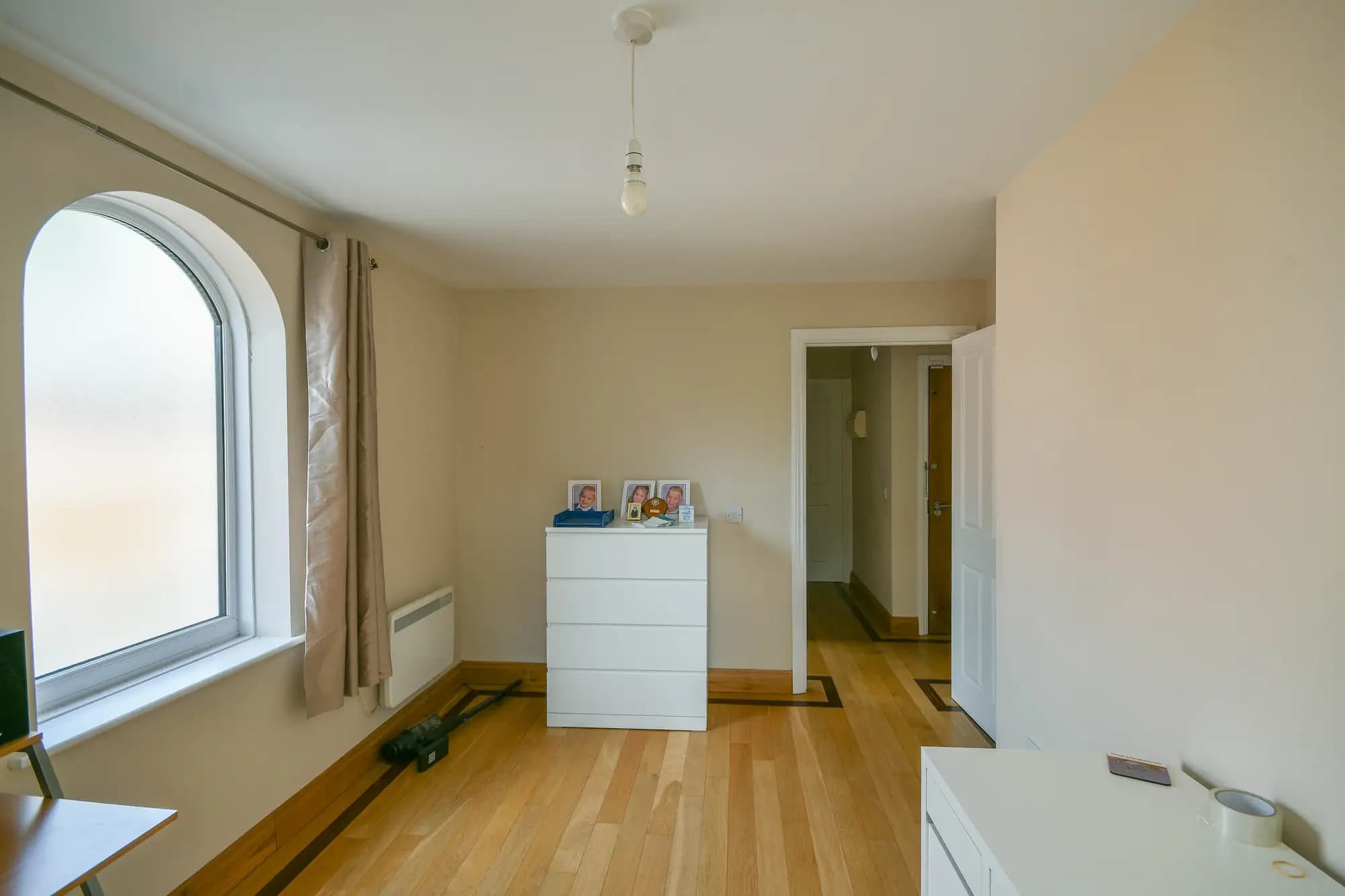 property photo 12 of 17
