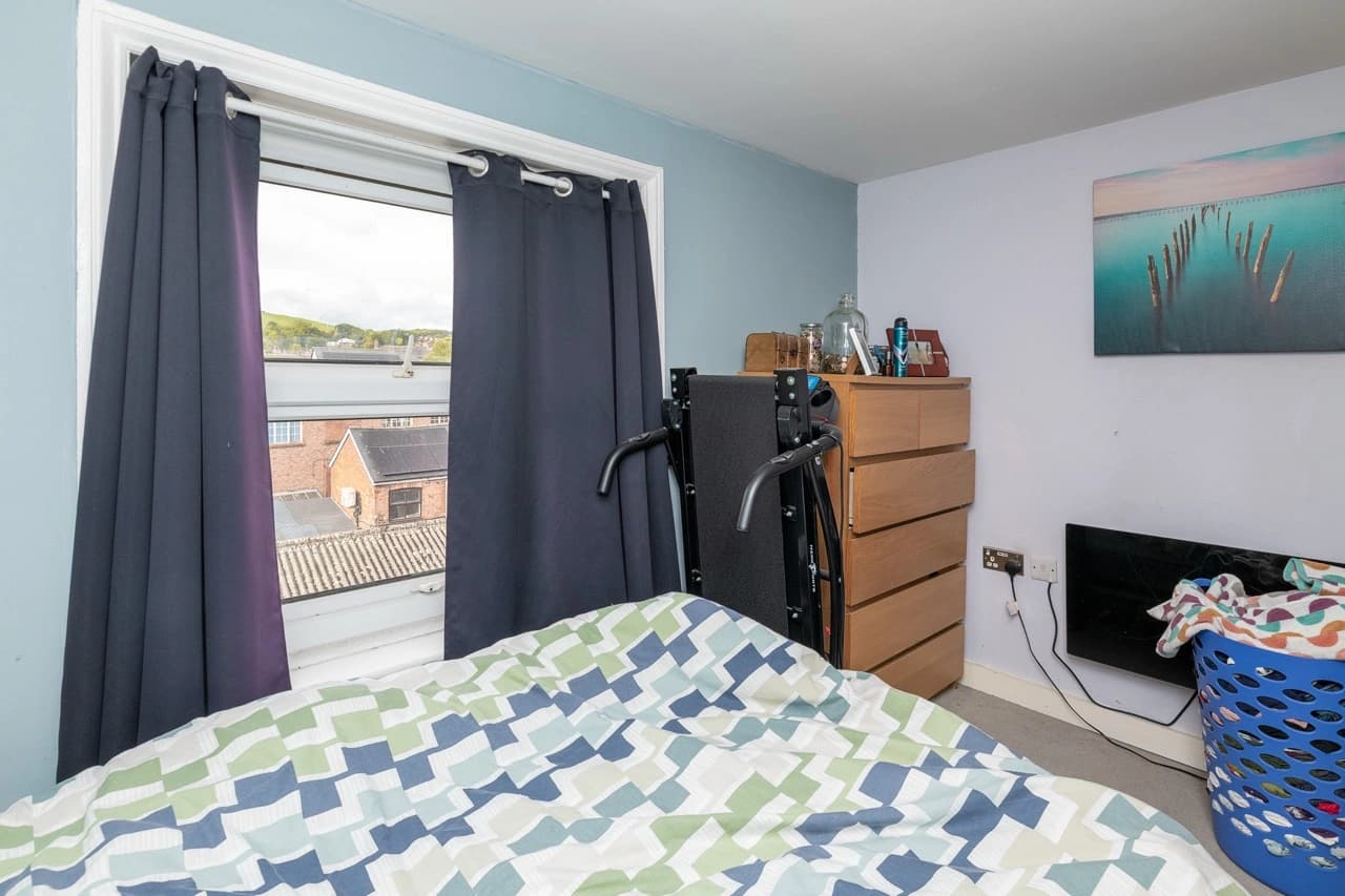 property photo 36 of 48
