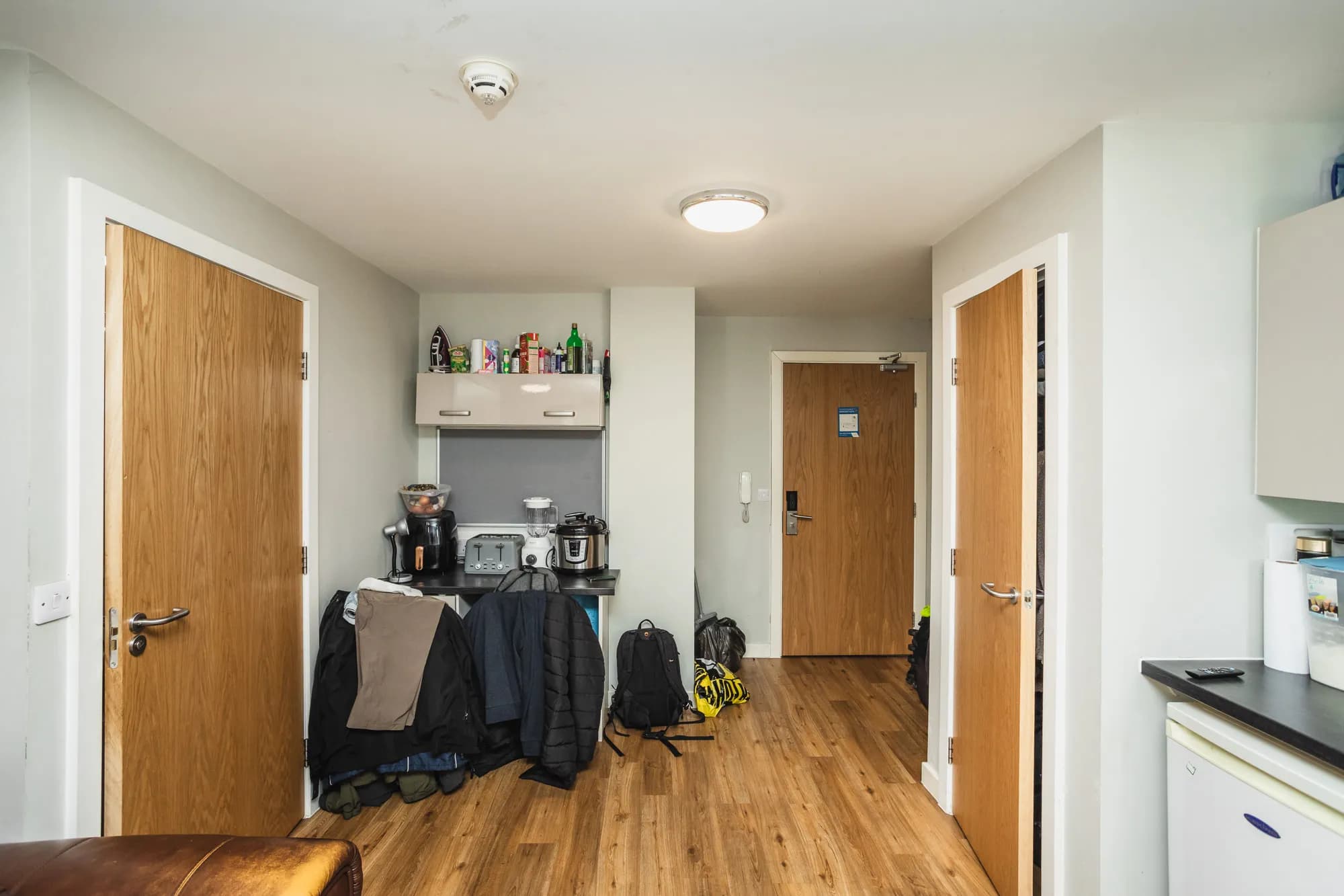 property photo 4 of 13