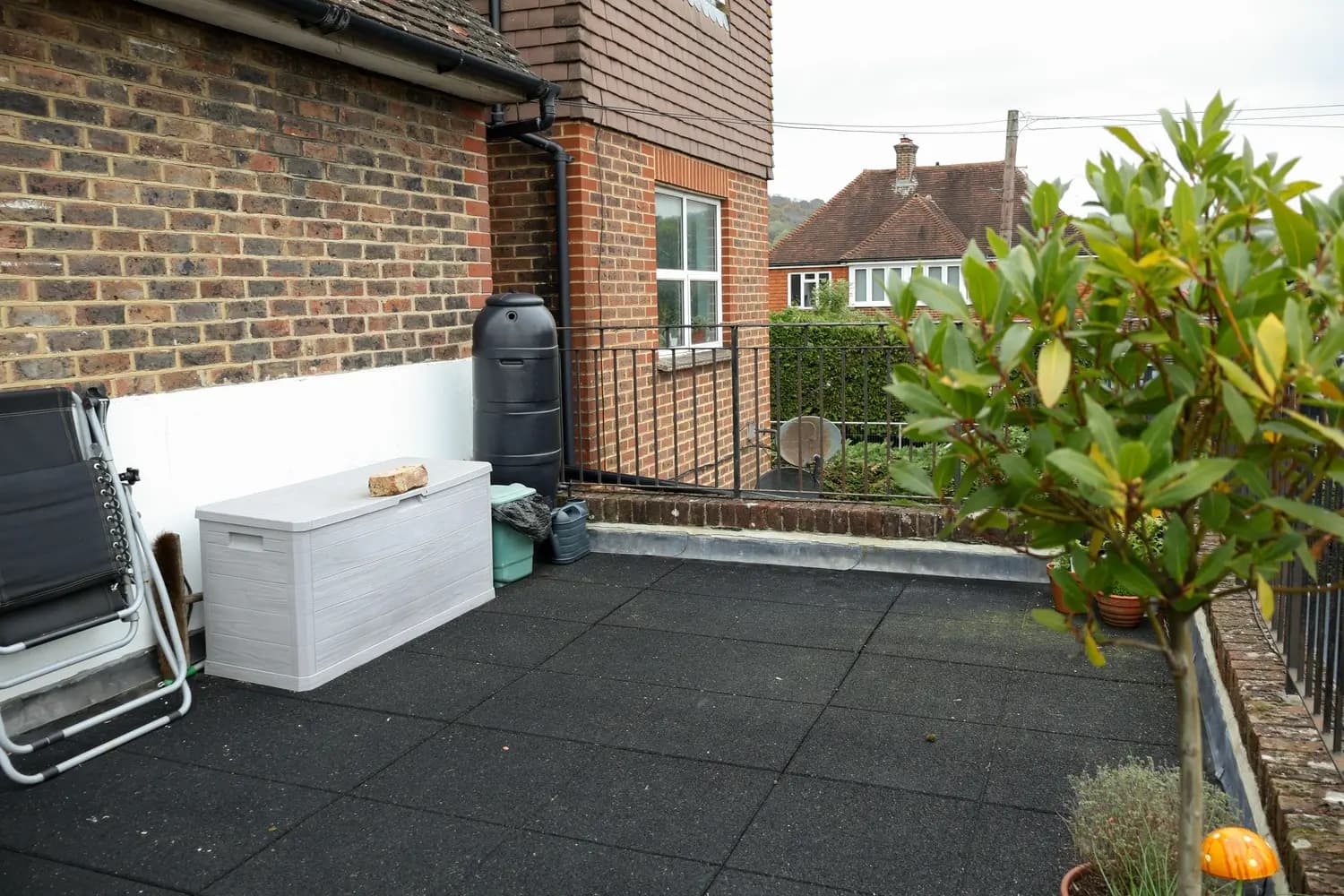 property photo 14 of 17