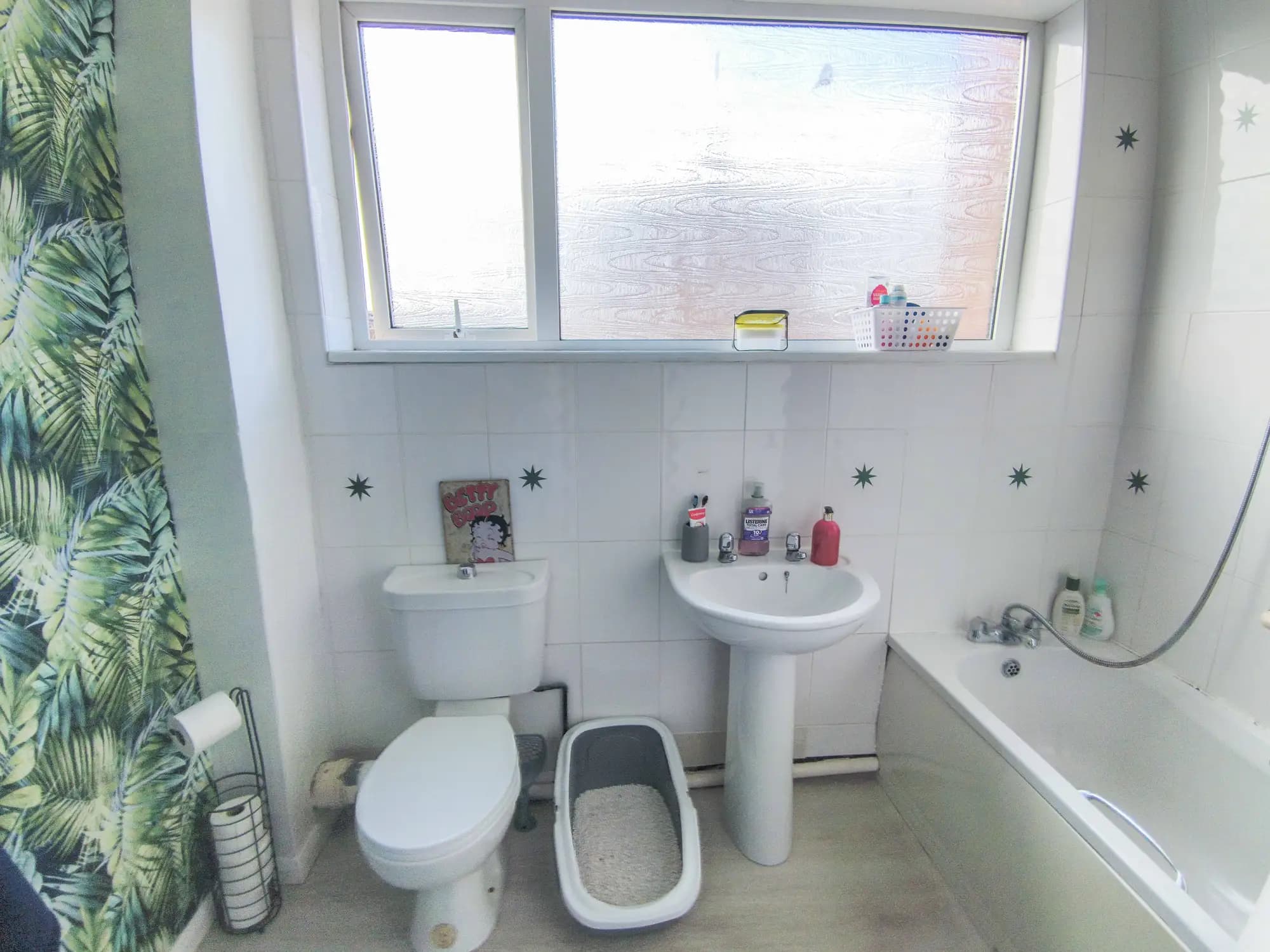 property photo 8 of 18