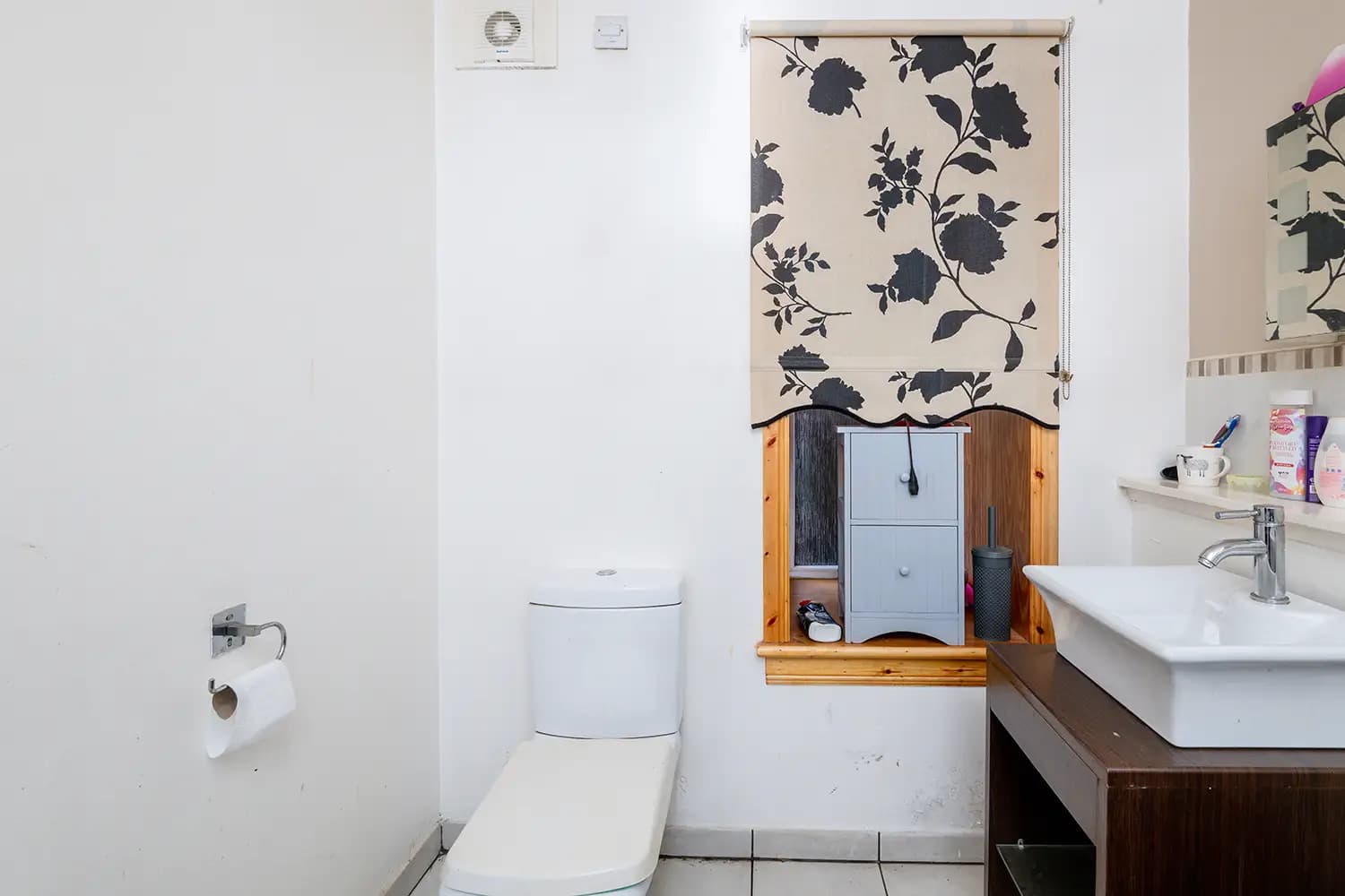 property photo 11 of 19