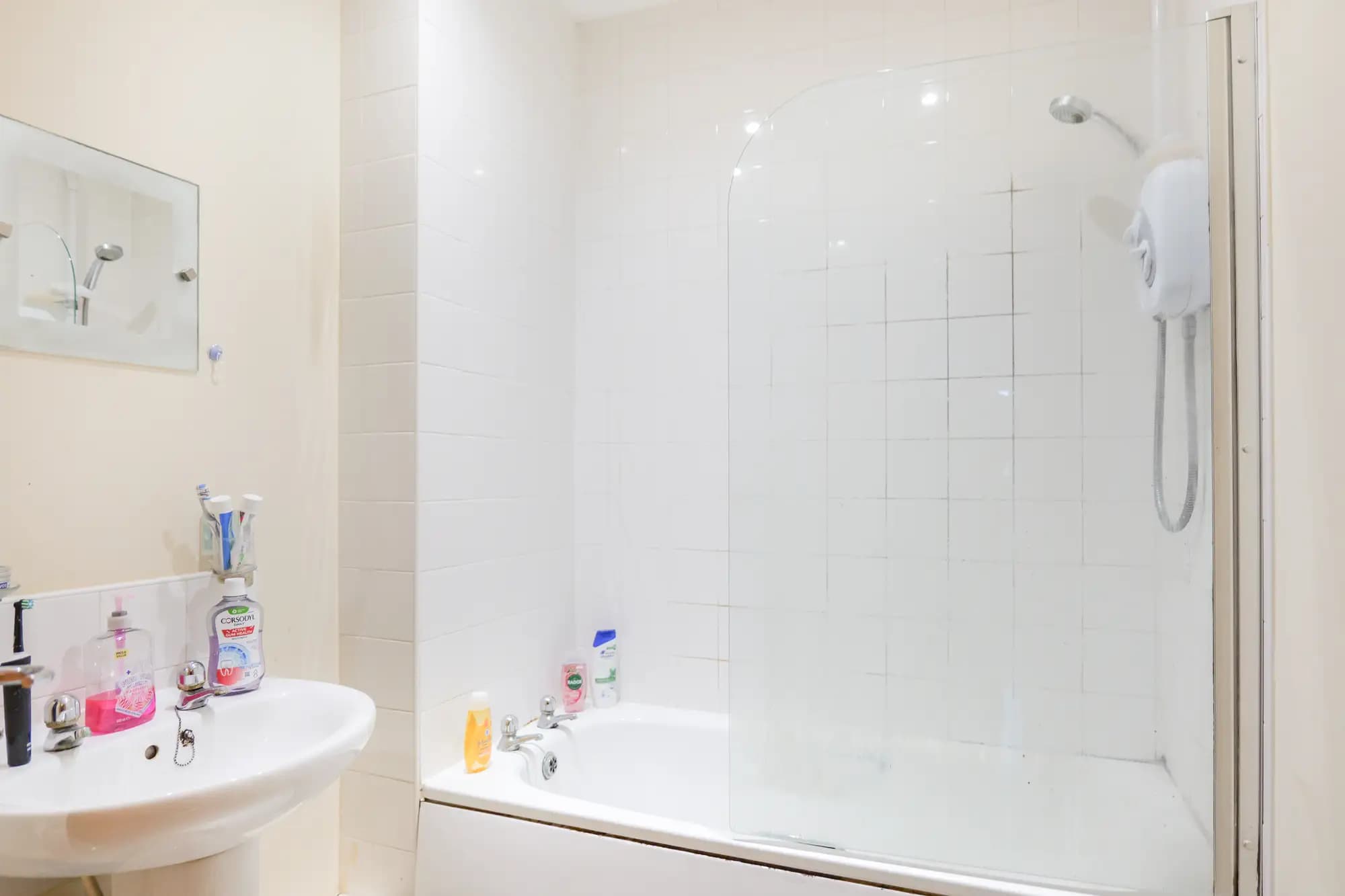 property photo 7 of 20