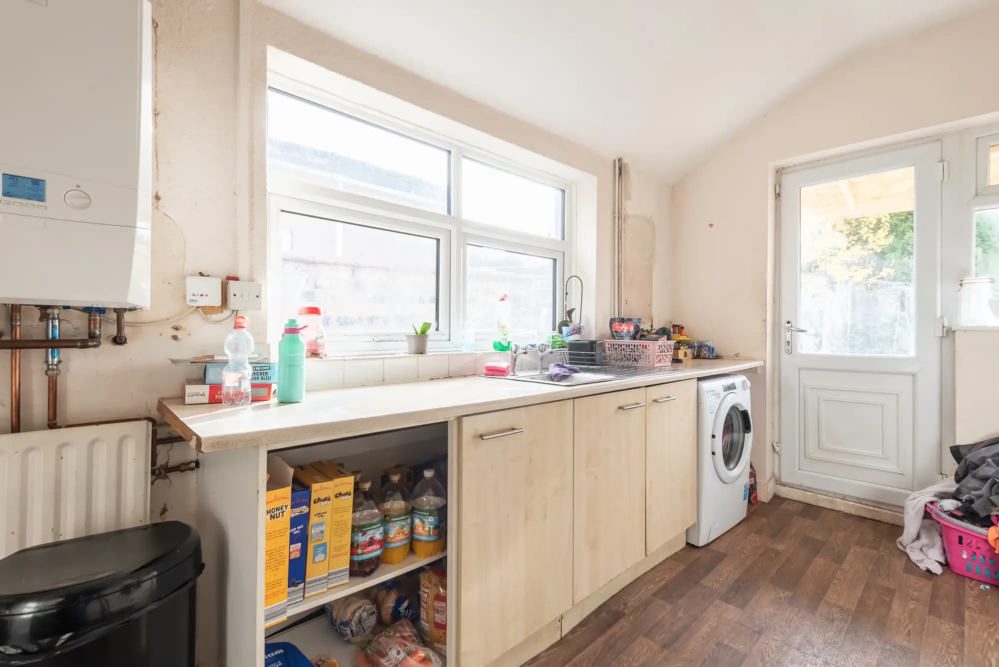 property photo 11 of 29