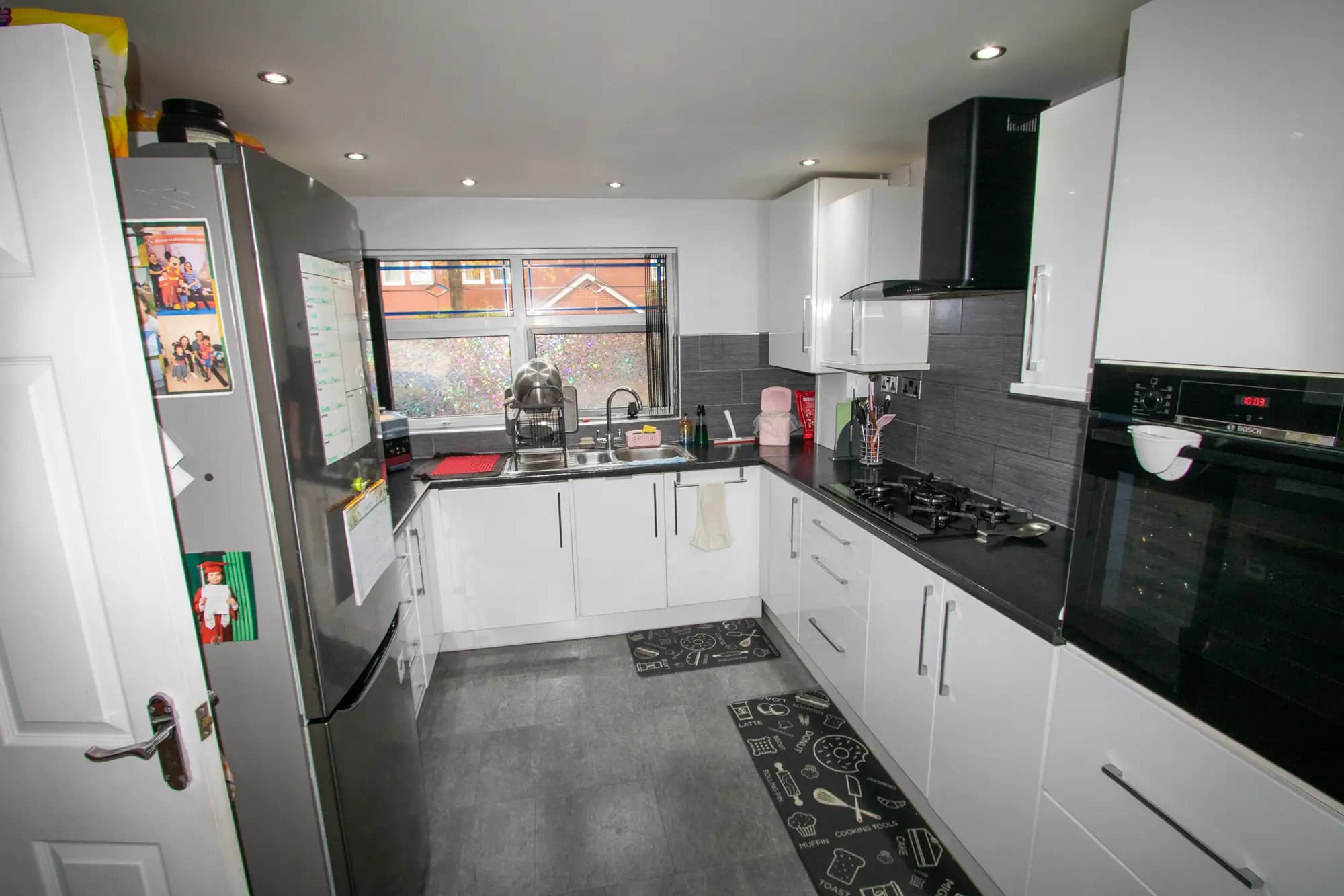 property photo 5 of 19