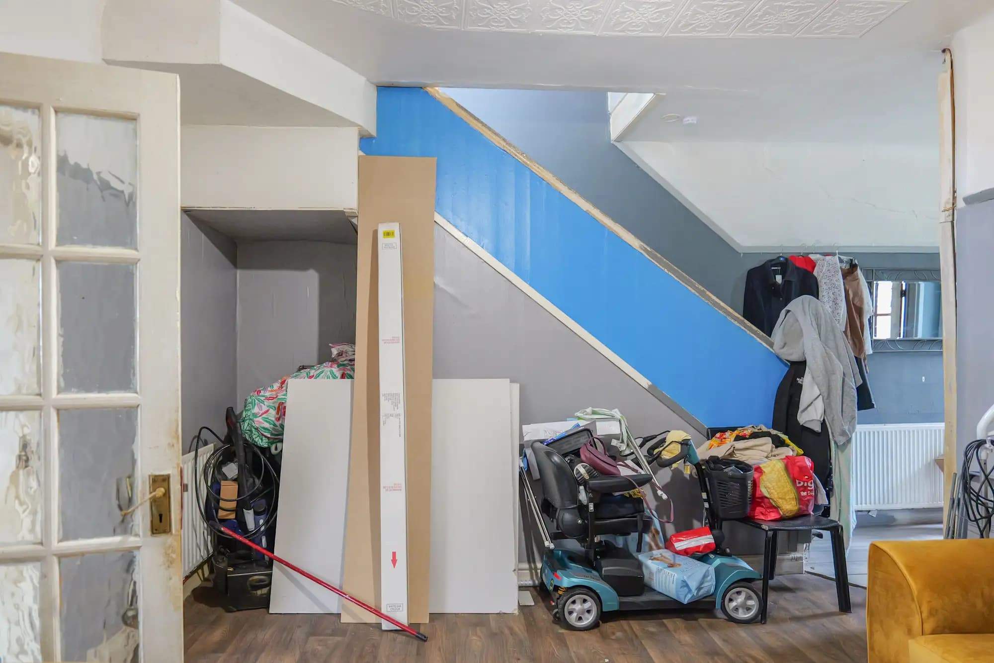 property photo 4 of 25