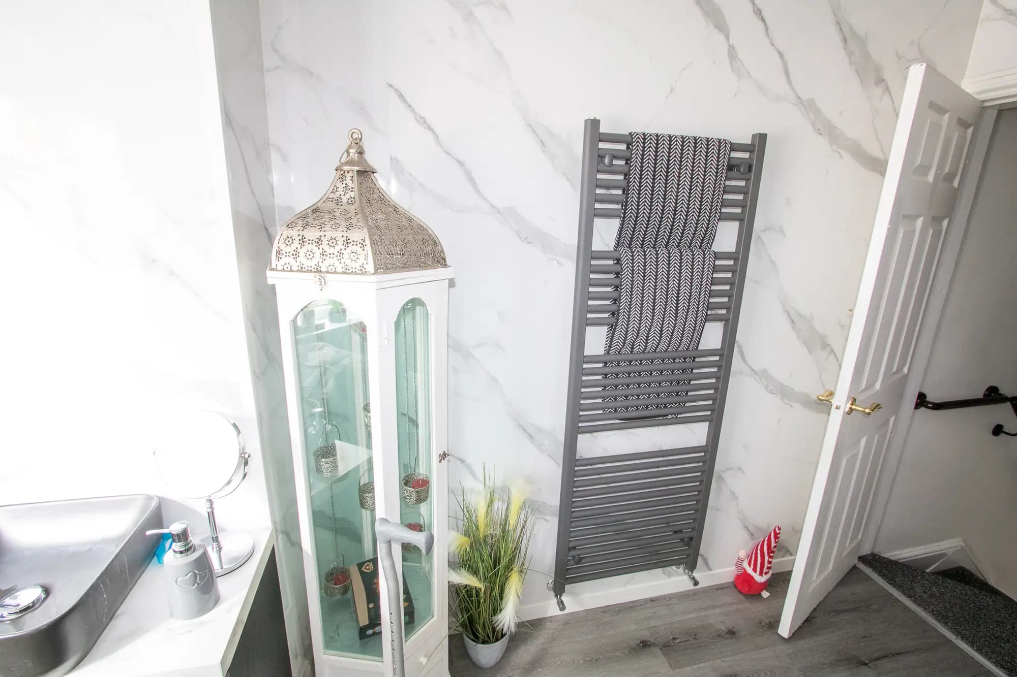 property photo 11 of 15