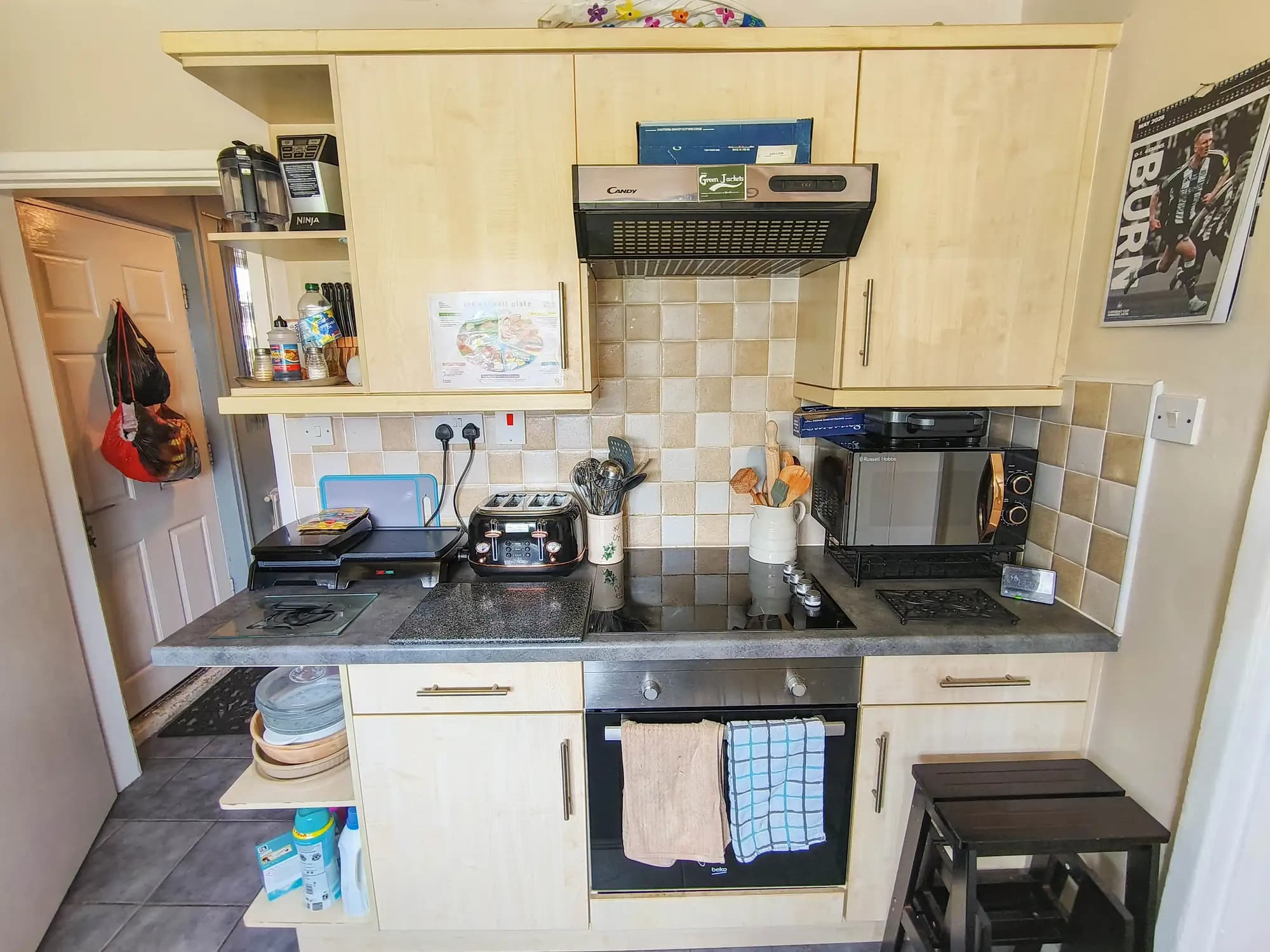 property photo 6 of 19
