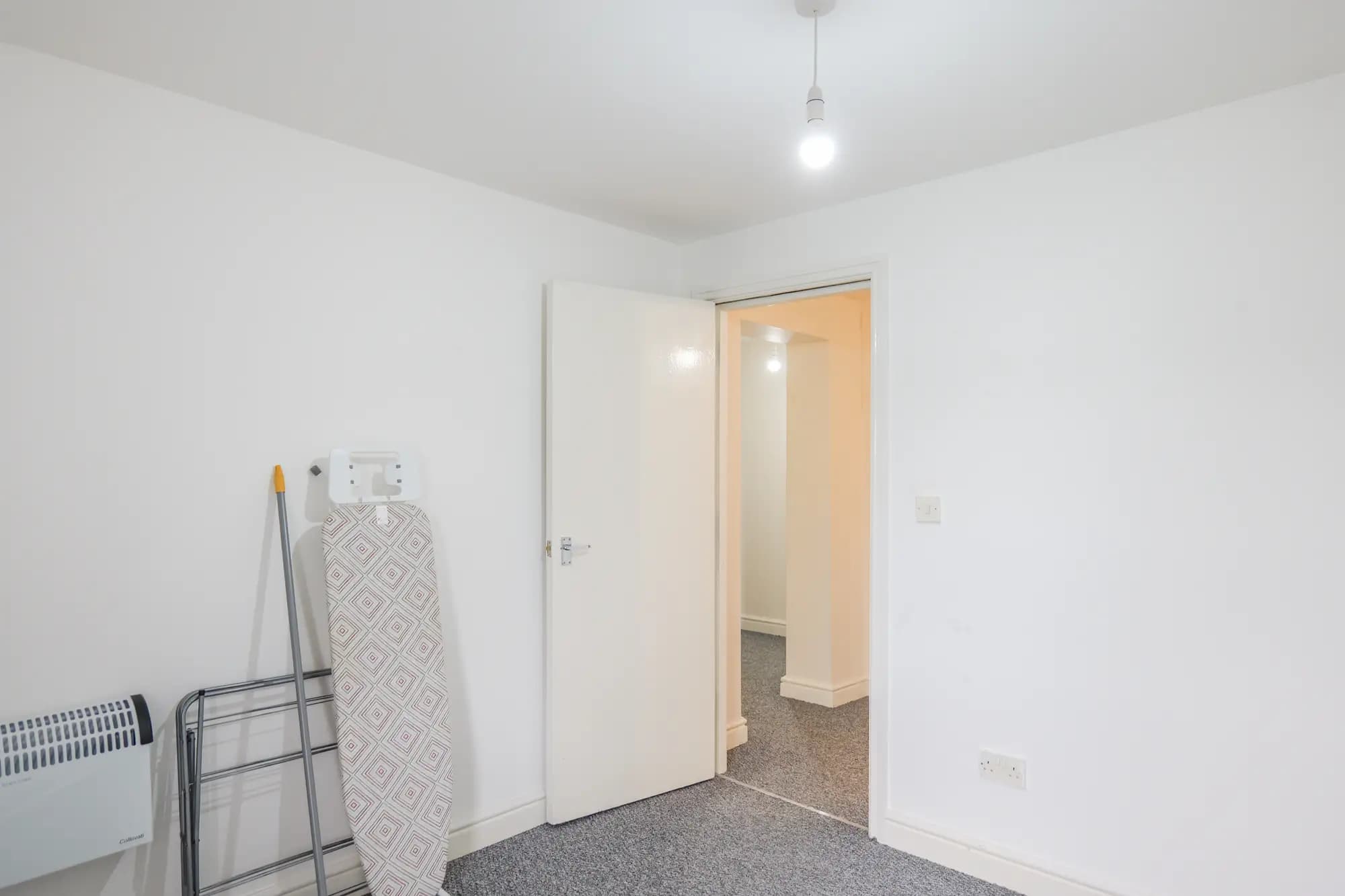 property photo 12 of 16