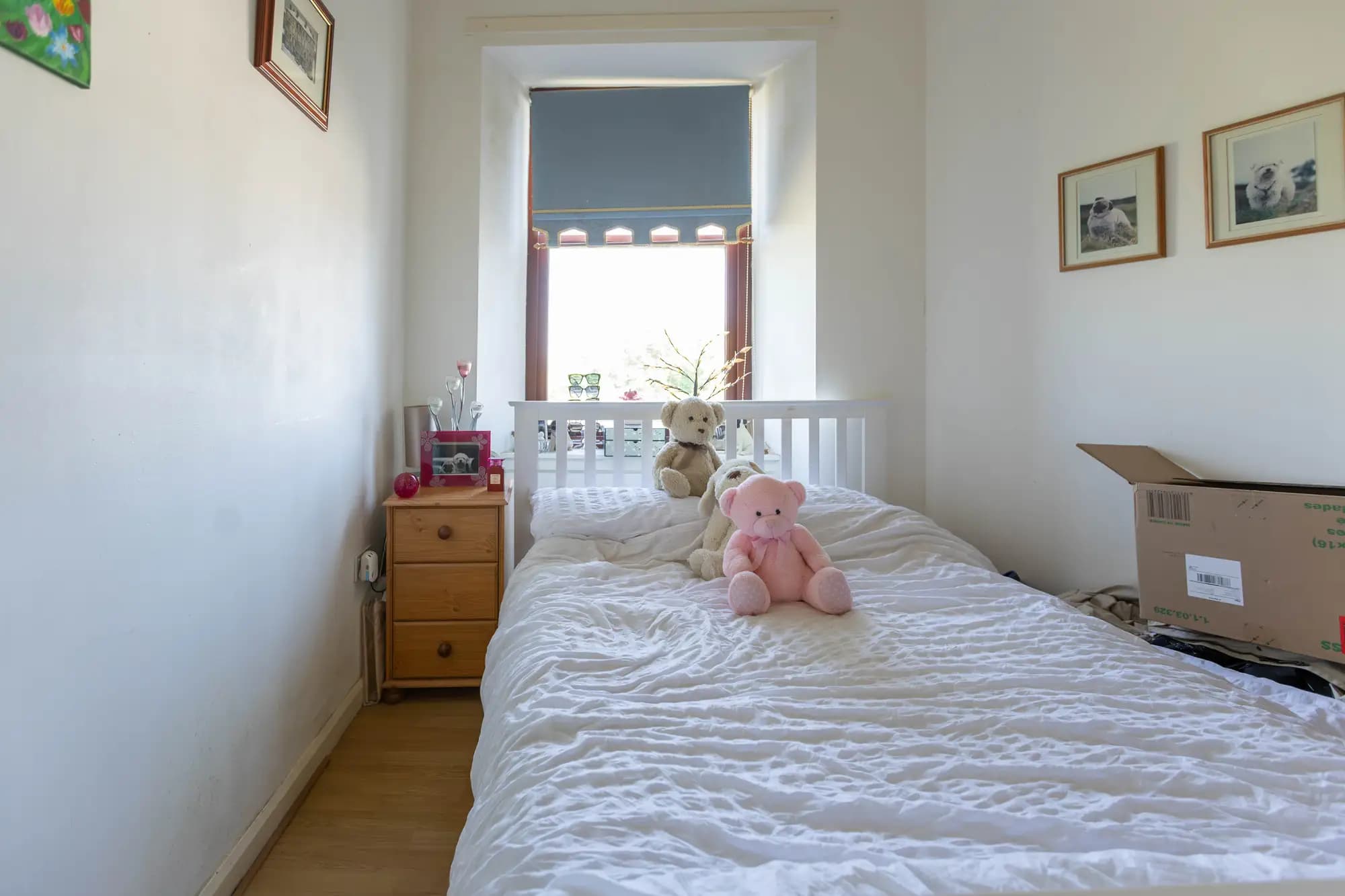 property photo 11 of 17