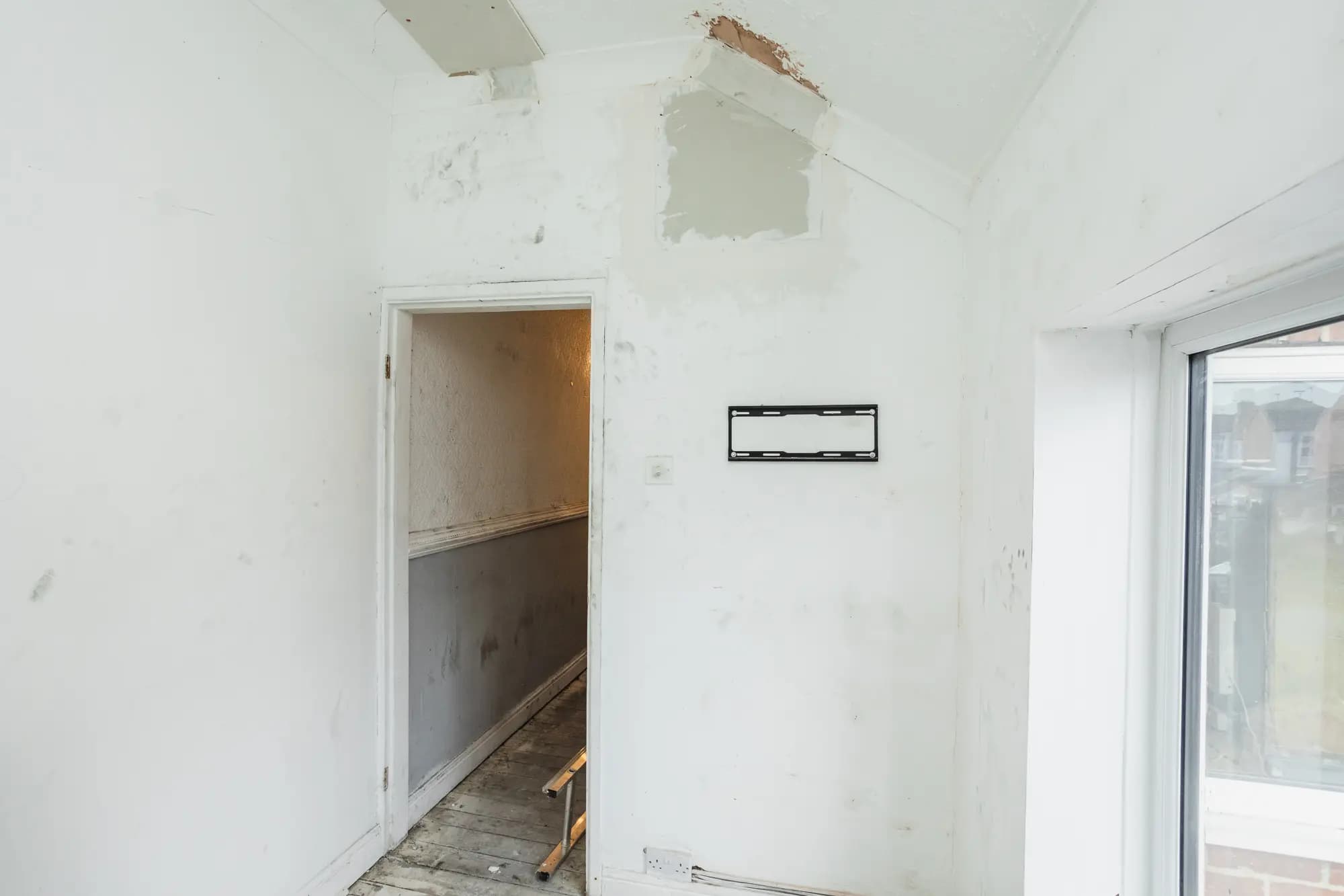 property photo 23 of 32