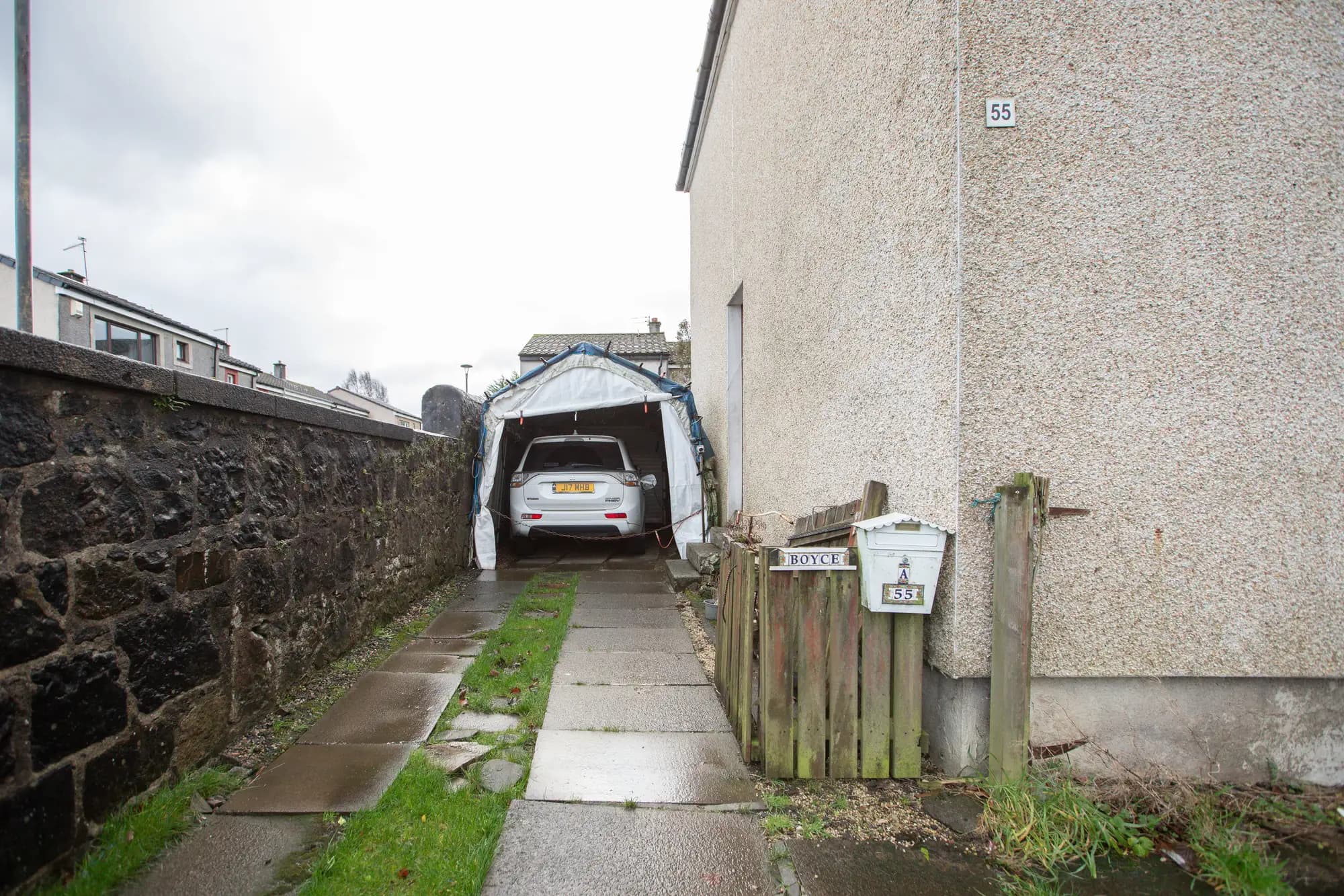 property photo 22 of 27