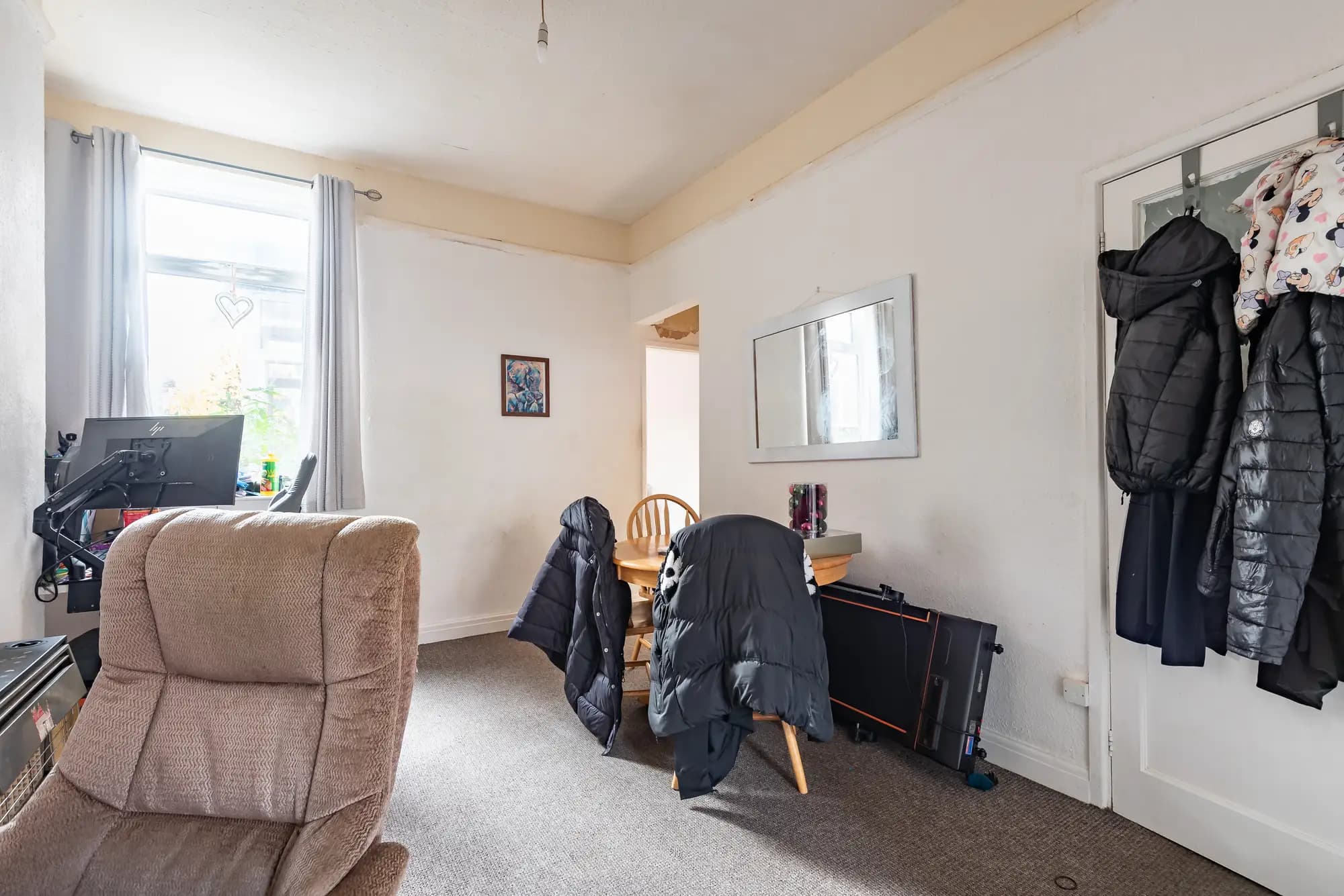 property photo 7 of 29