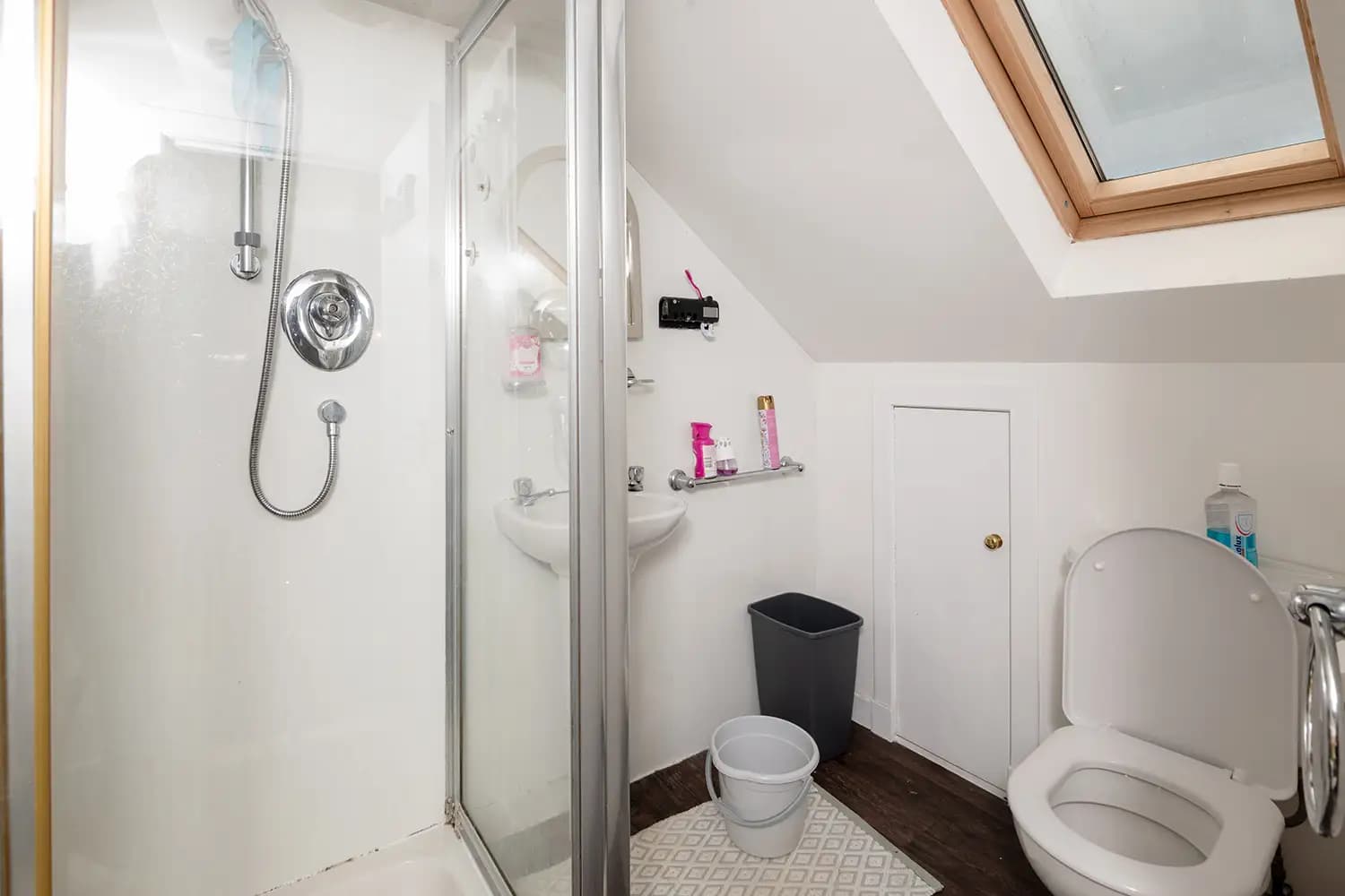 property photo 11 of 30