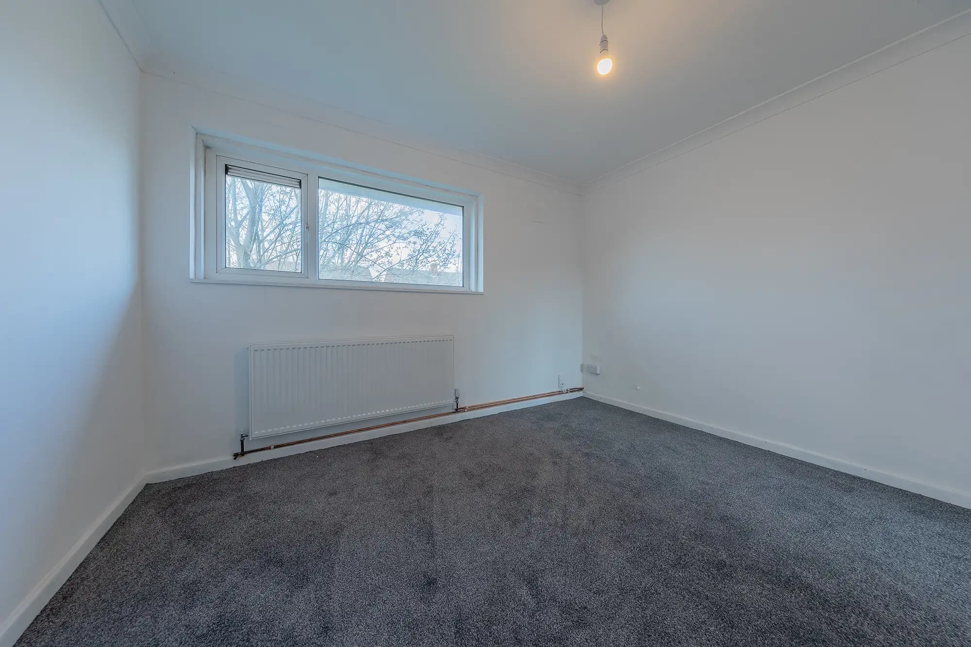 property photo 11 of 15