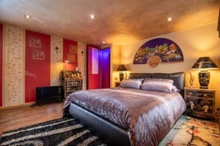 property photo 12 of 35