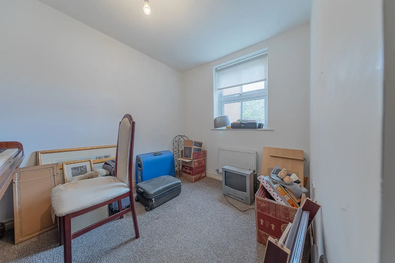 property photo 11 of 19