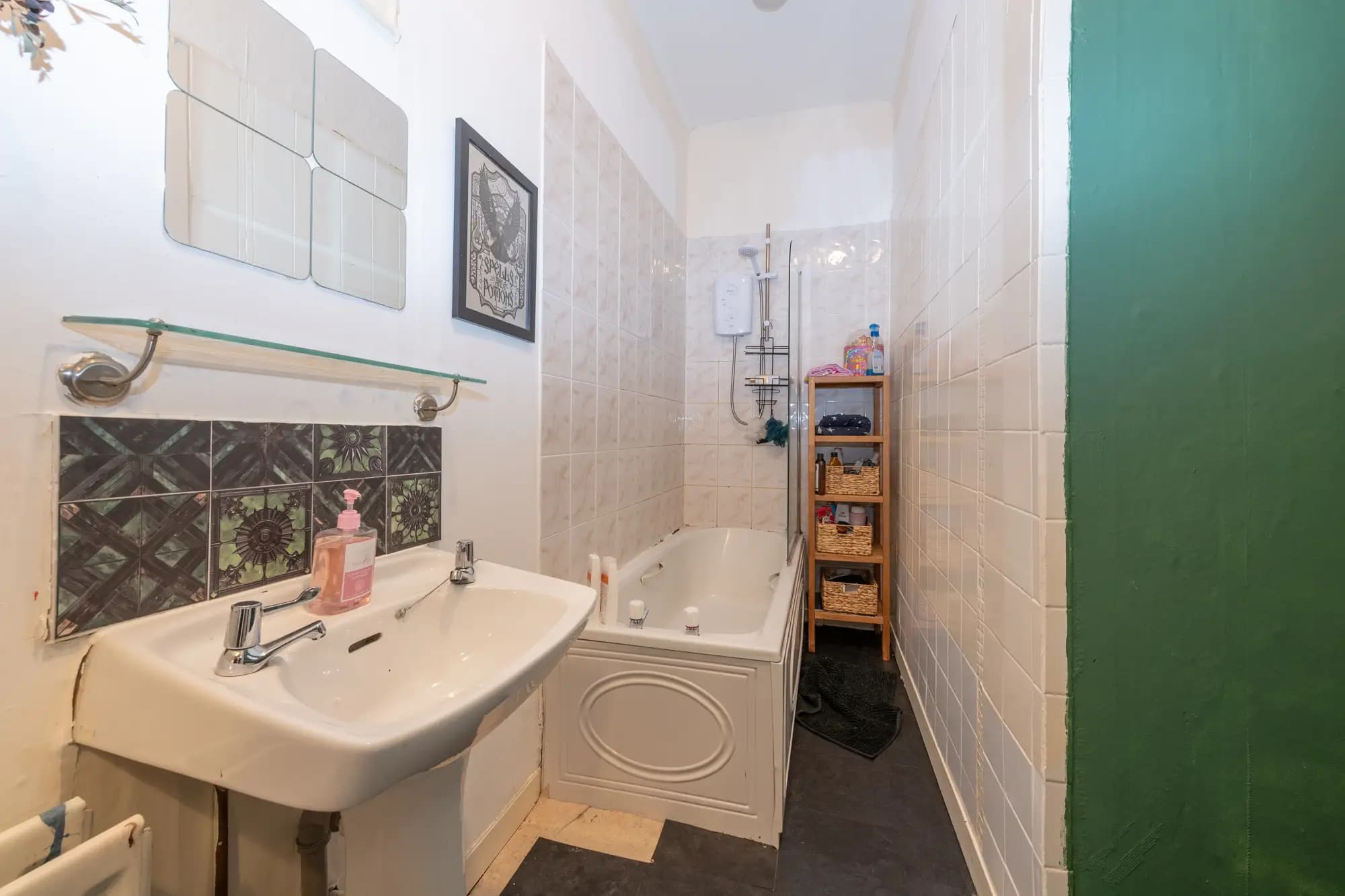 property photo 15 of 30