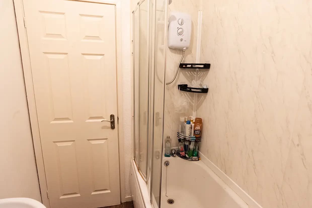 property photo 11 of 20