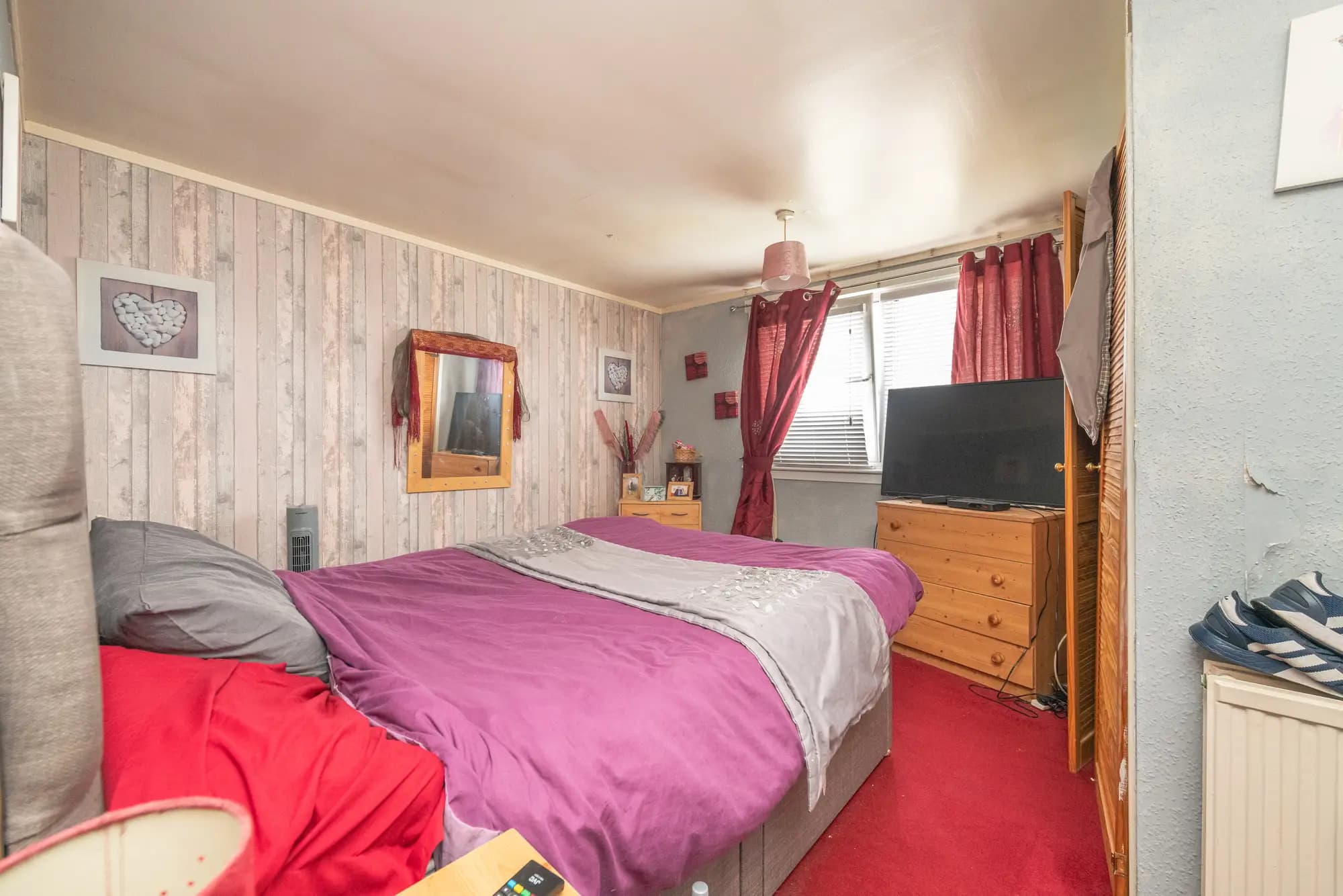 property photo 9 of 15