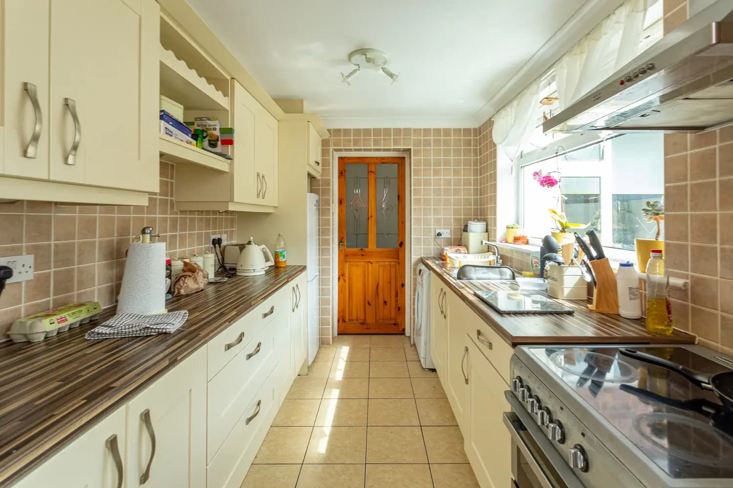 property photo 6 of 20