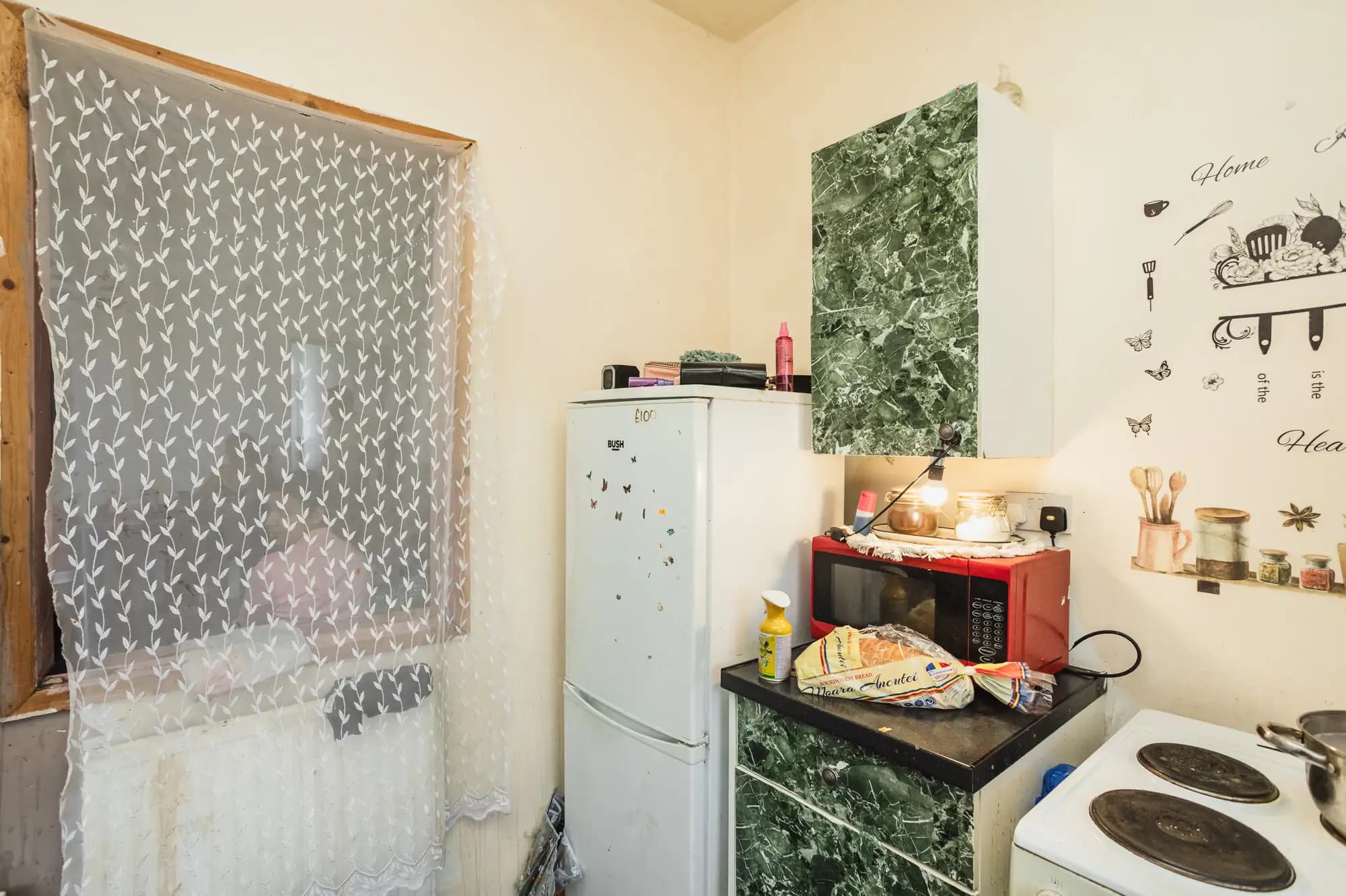 property photo 9 of 34