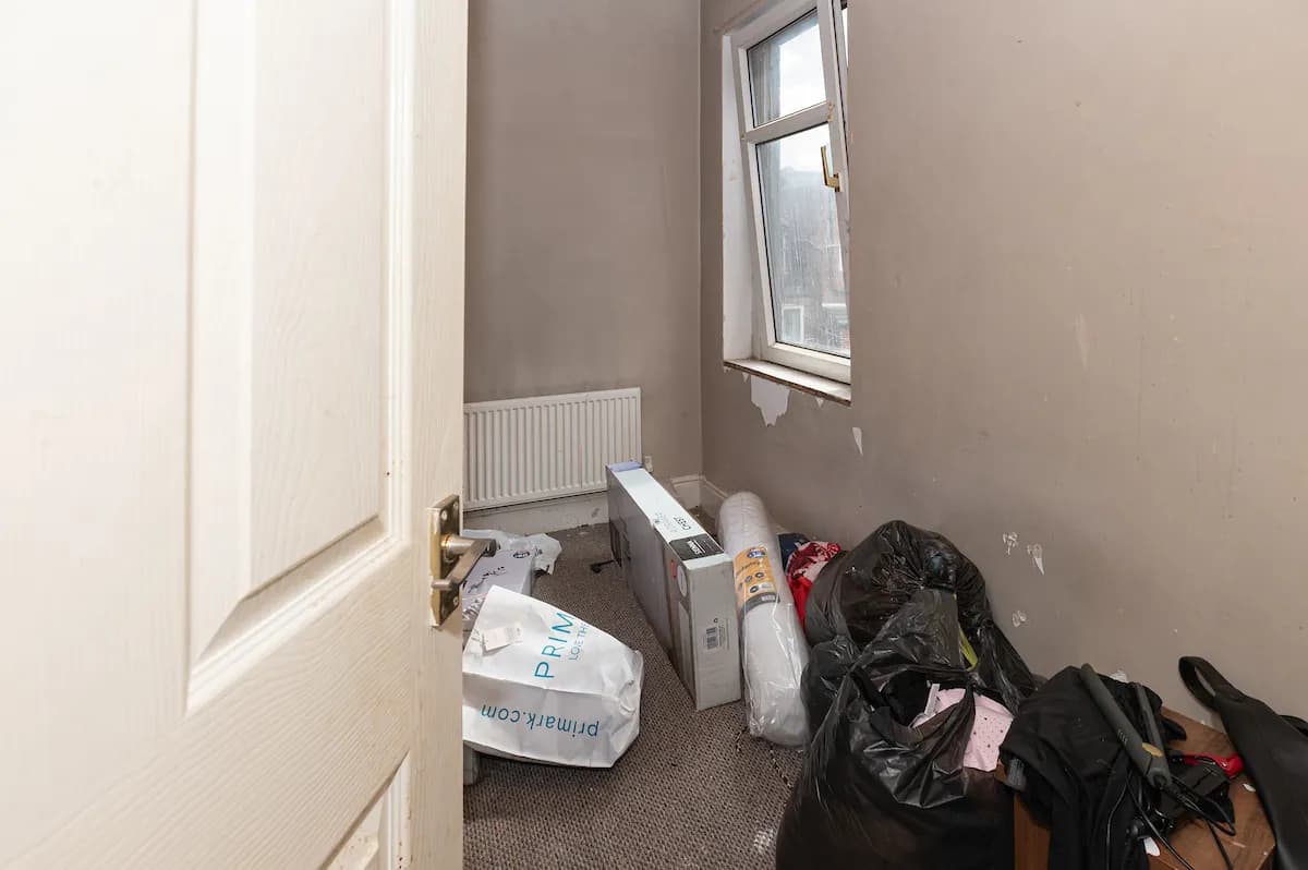 property photo 13 of 20