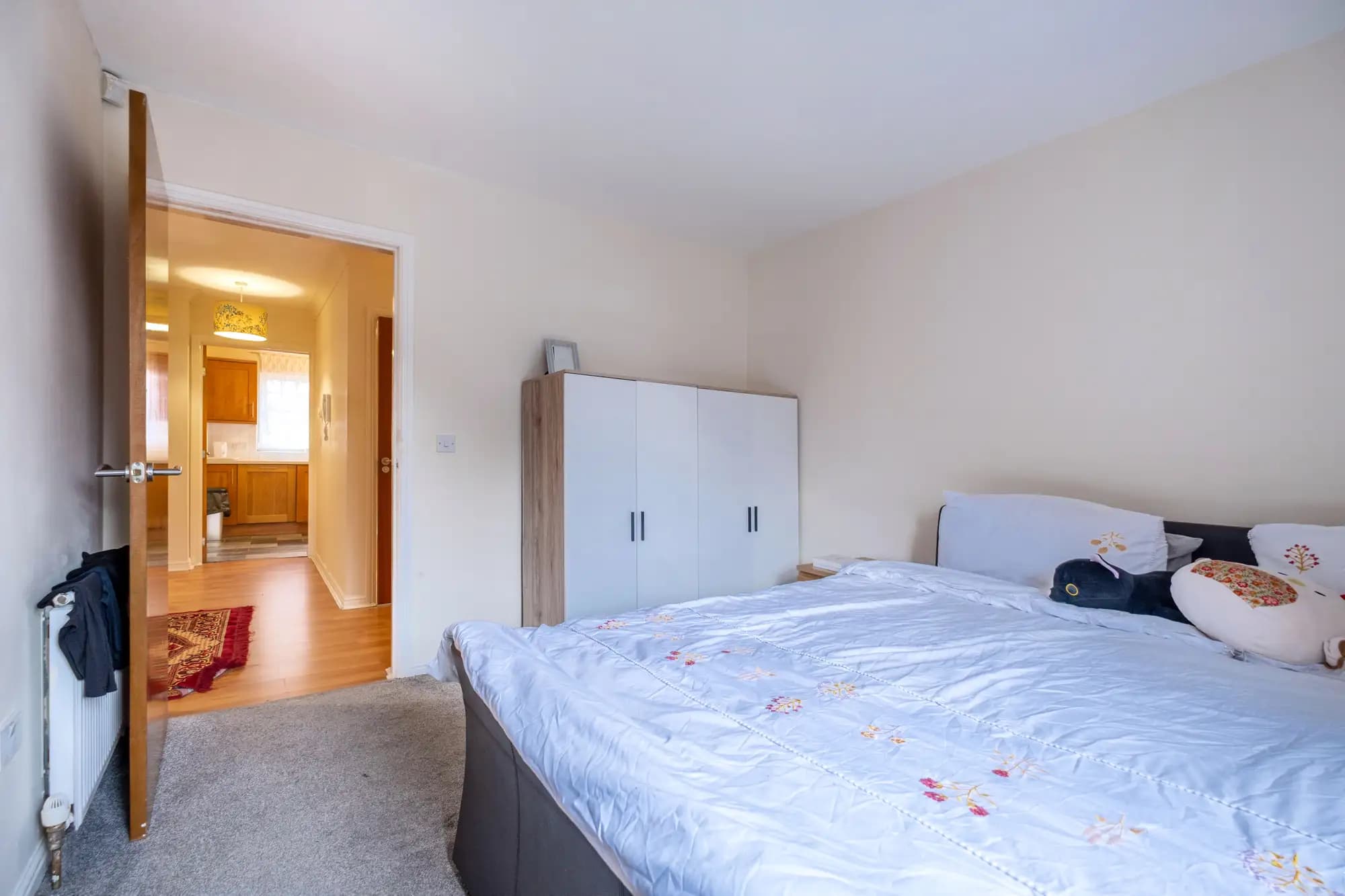 property photo 20 of 35