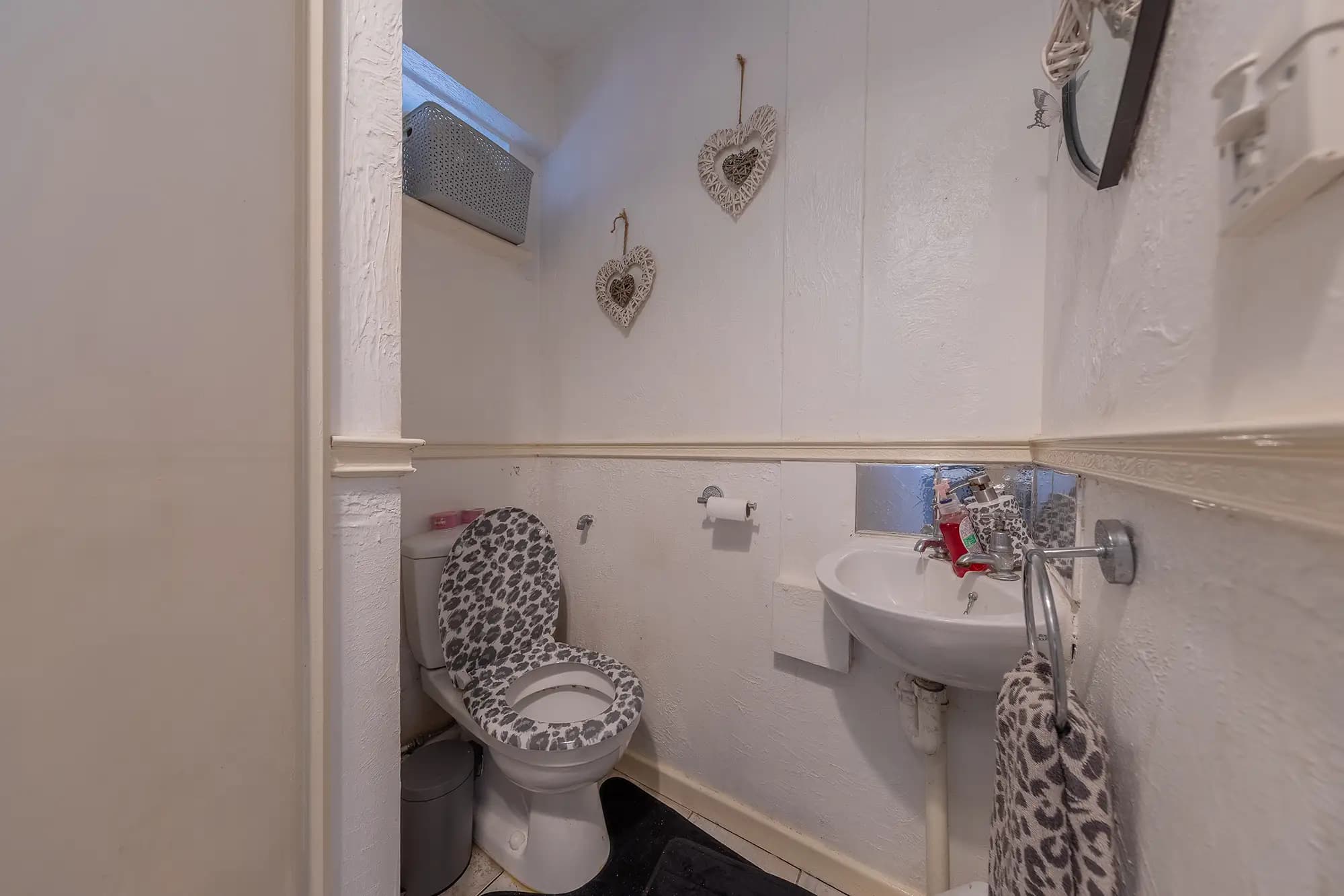 property photo 10 of 16