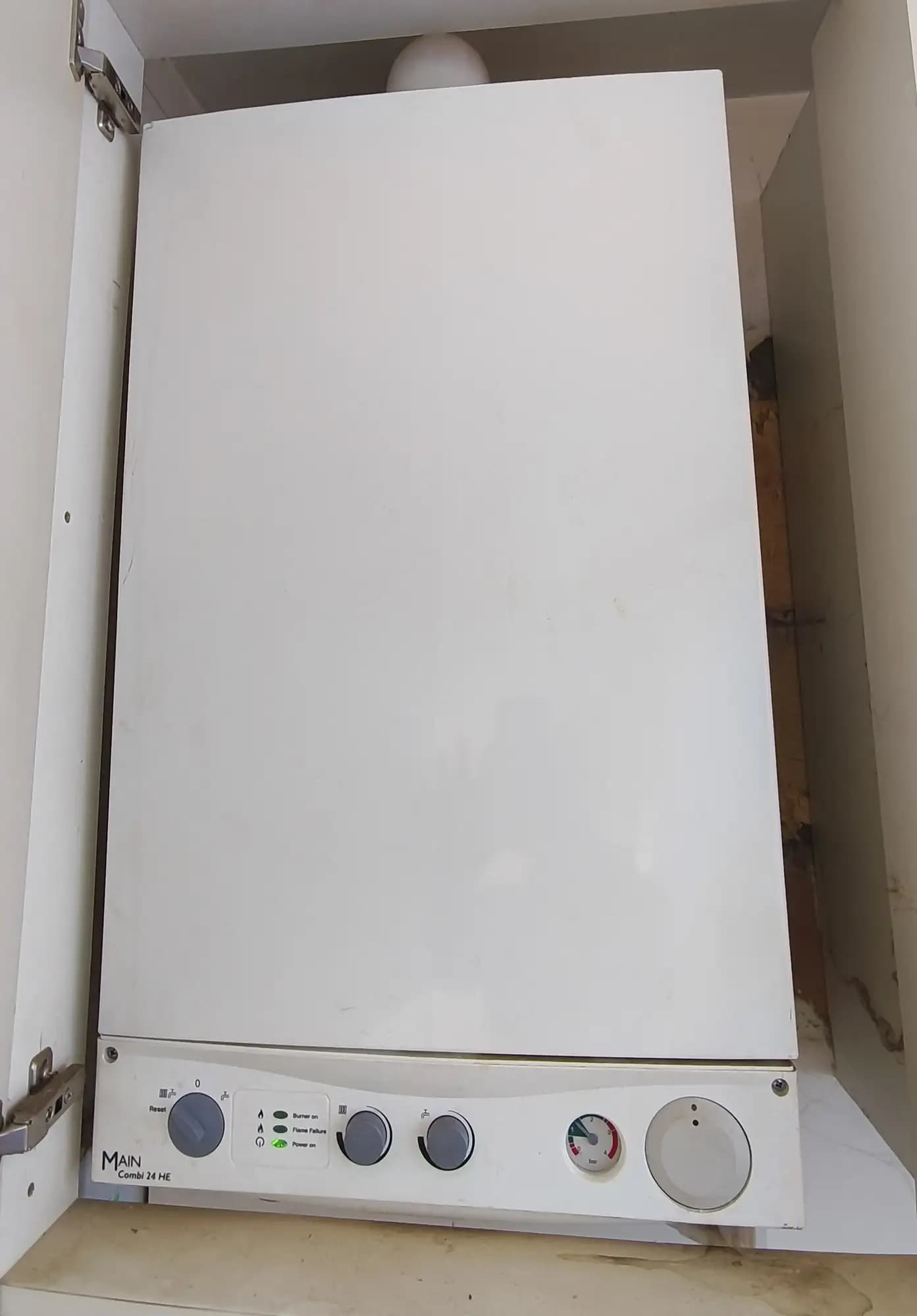 property photo 10 of 12