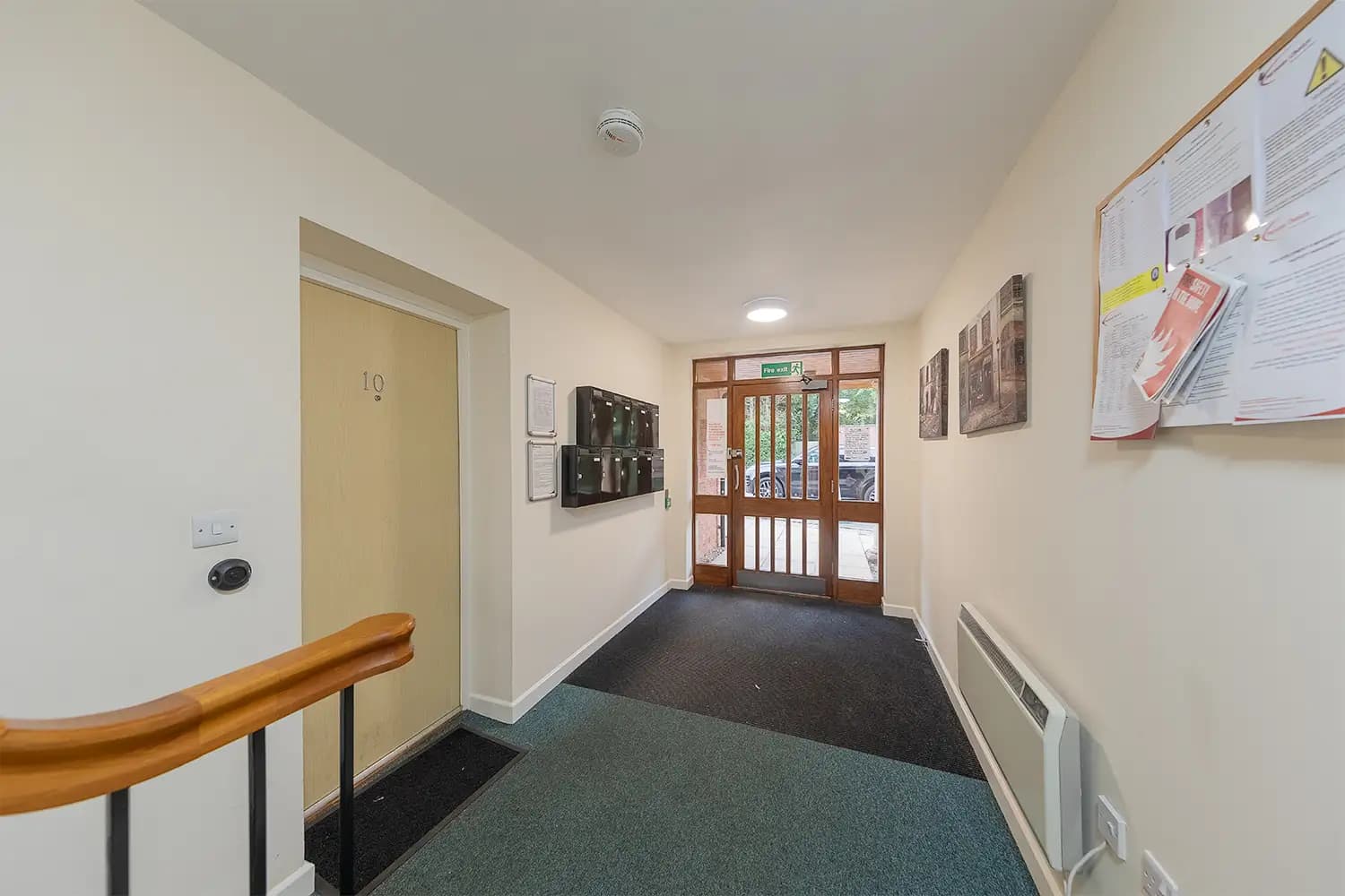 property photo 16 of 20