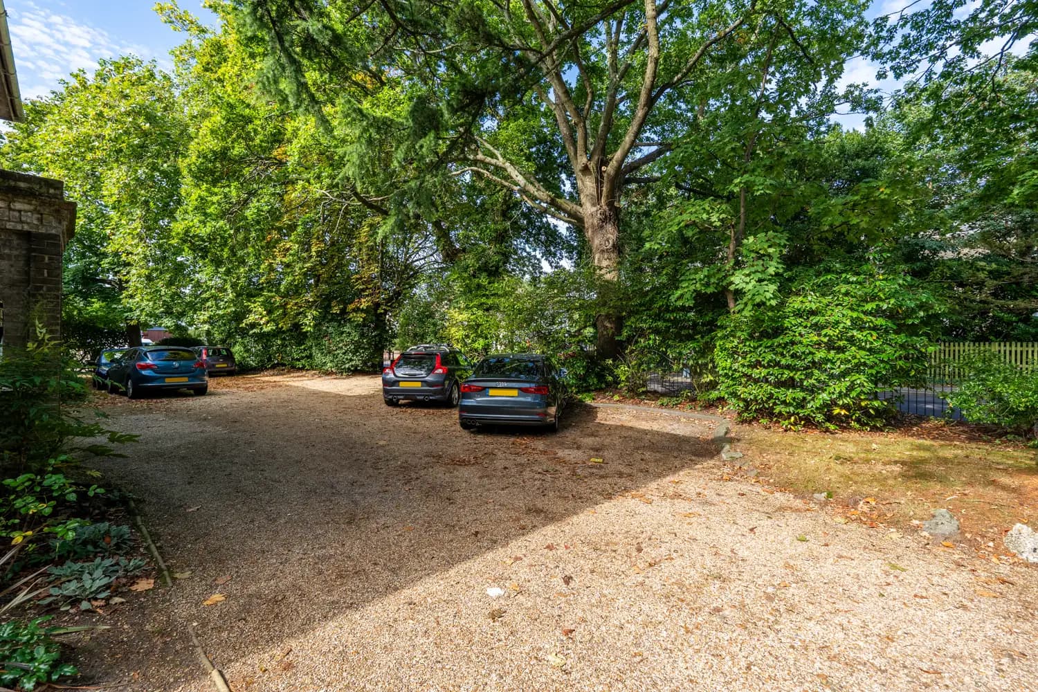 property photo 17 of 19