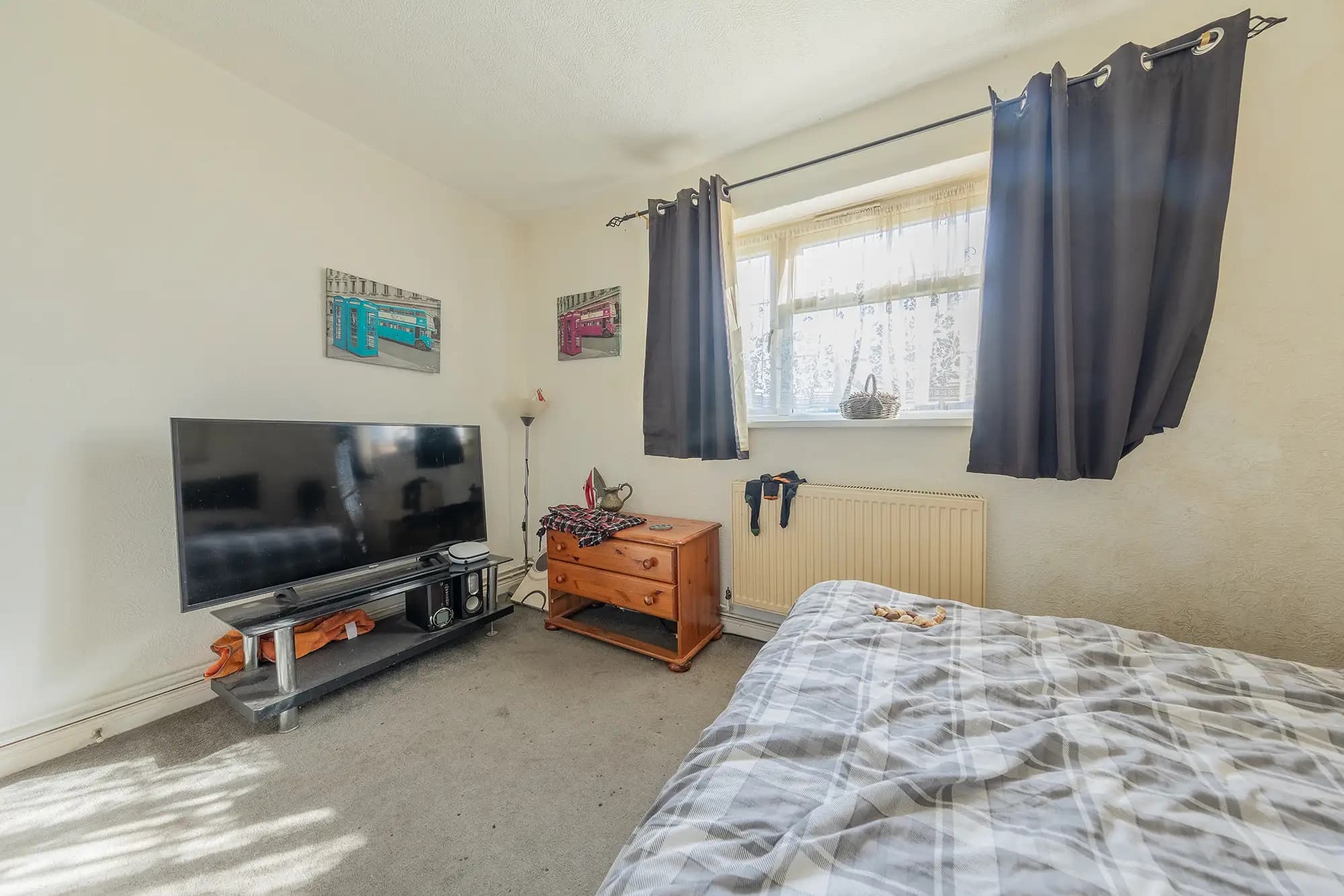 property photo 11 of 24