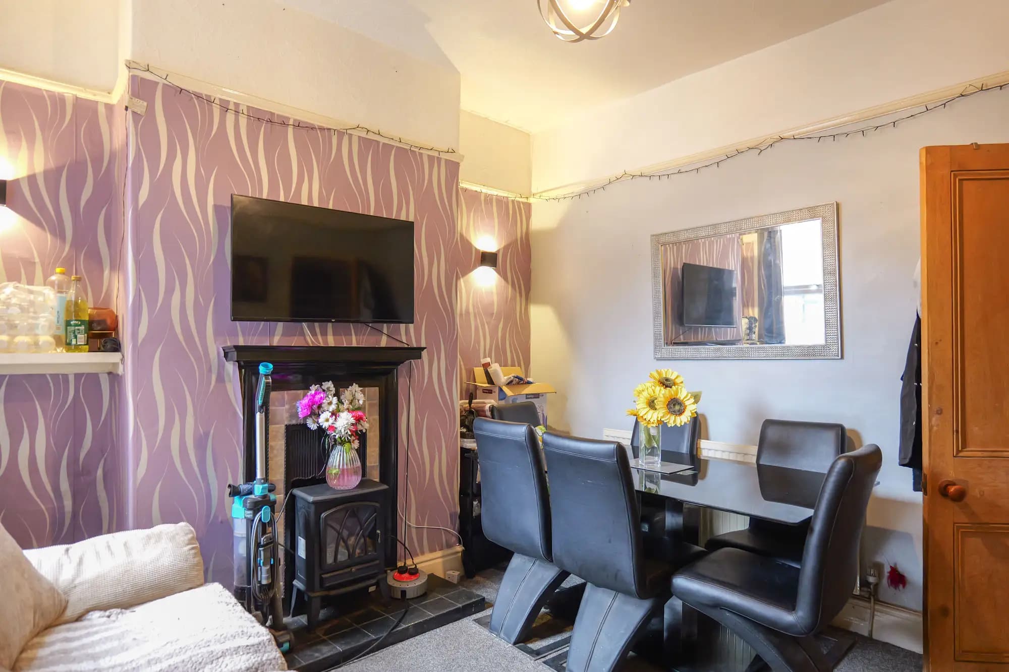 property photo 7 of 29