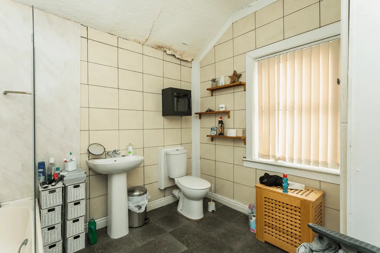 property photo 16 of 24