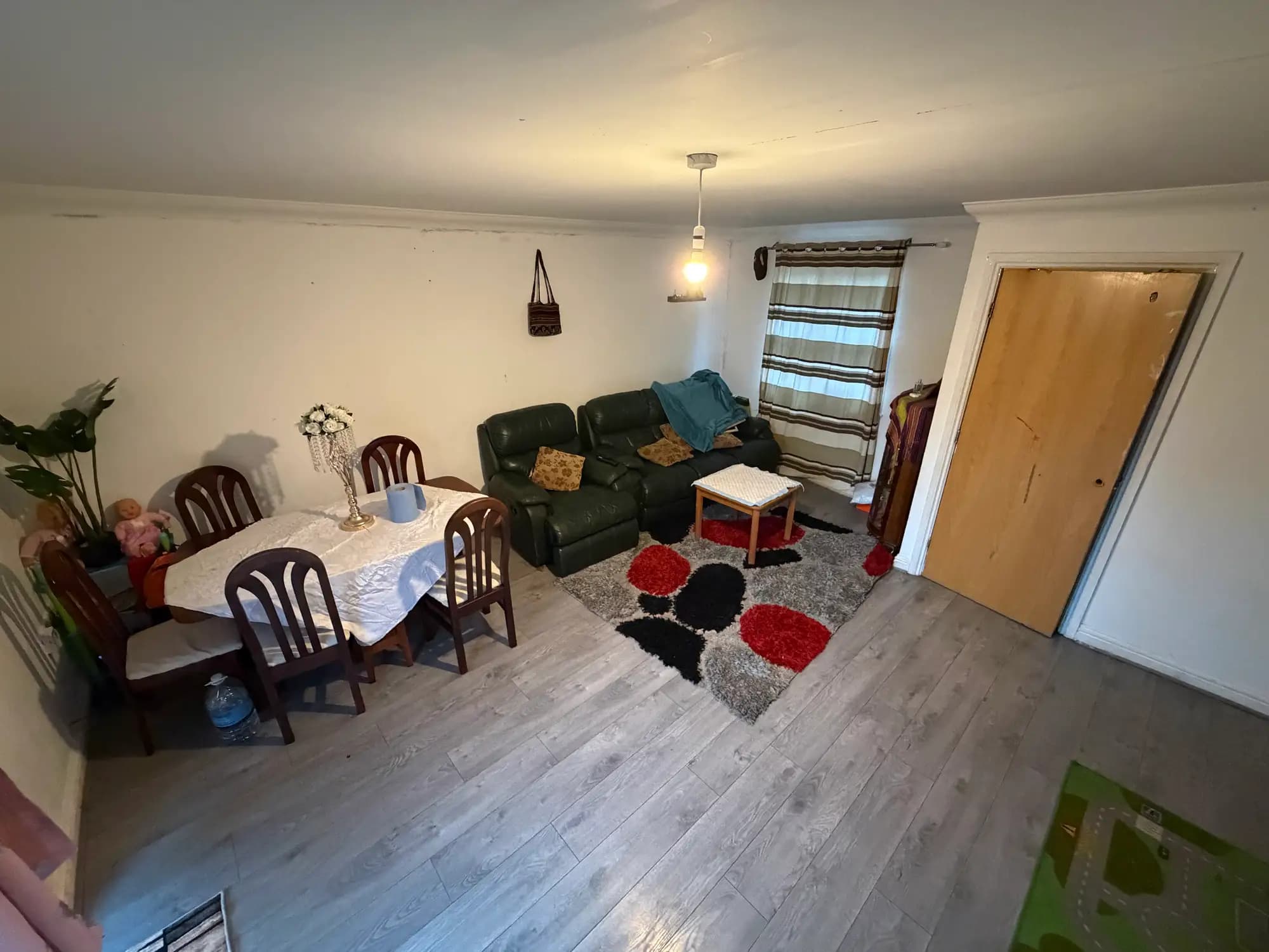 property photo 5 of 36