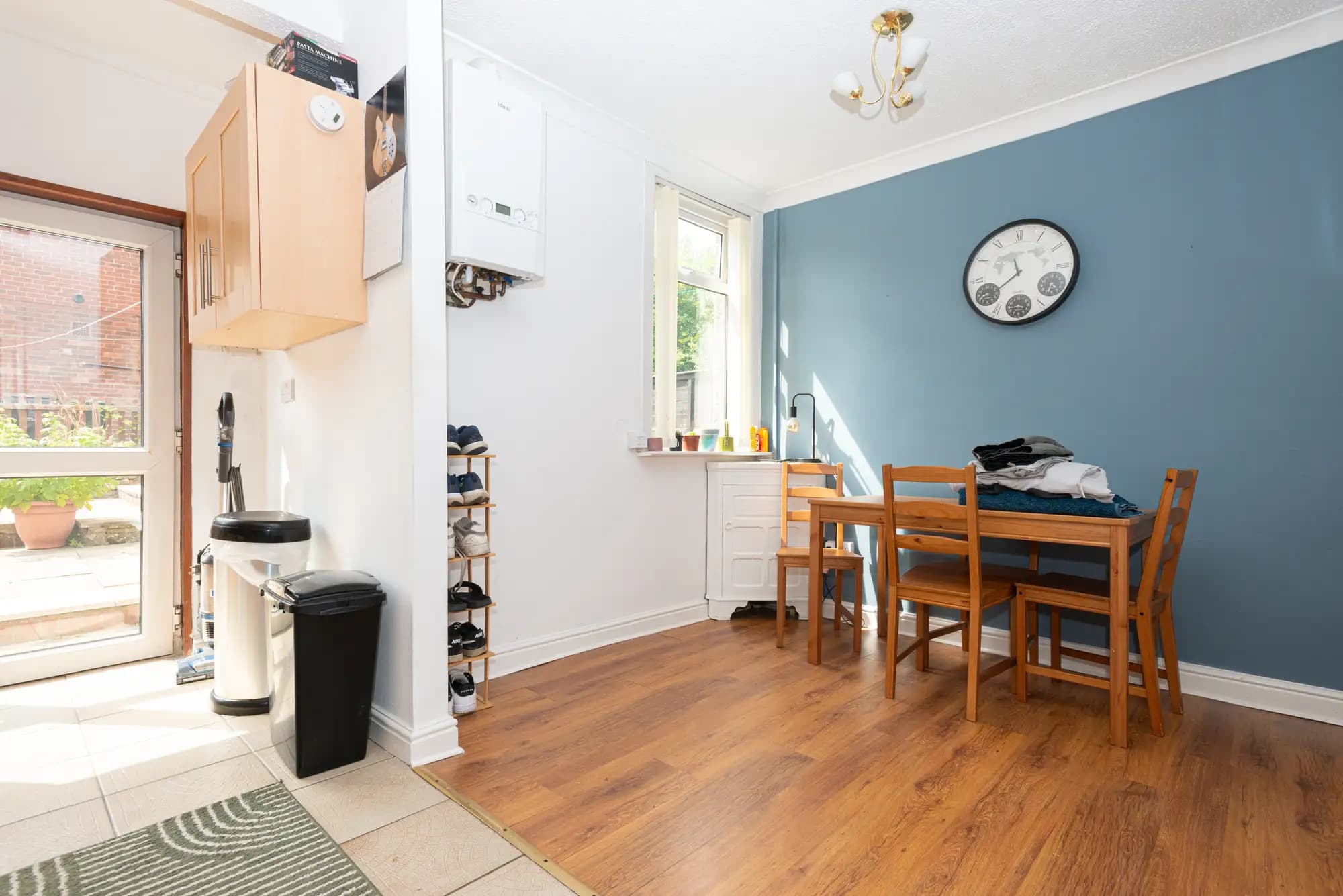 property photo 4 of 16