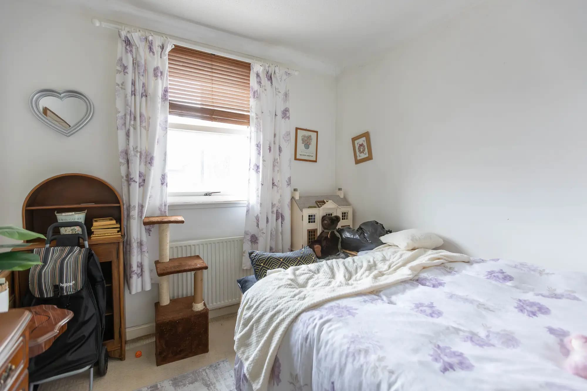 property photo 17 of 34