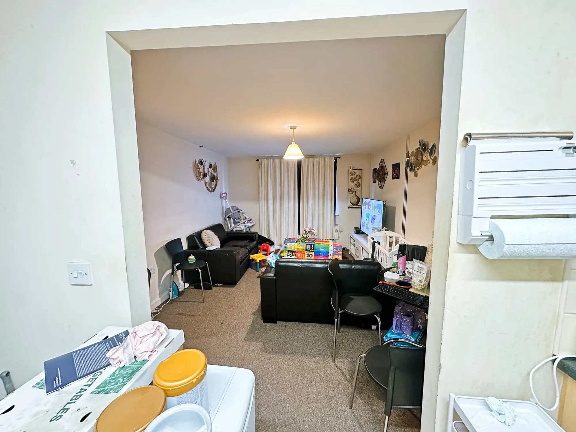 property photo 8 of 19