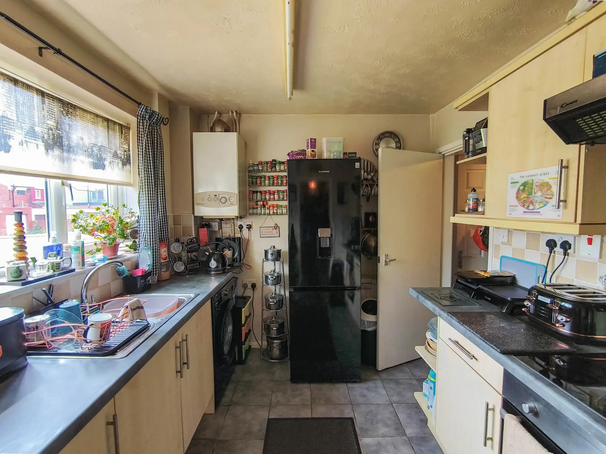 property photo 5 of 19
