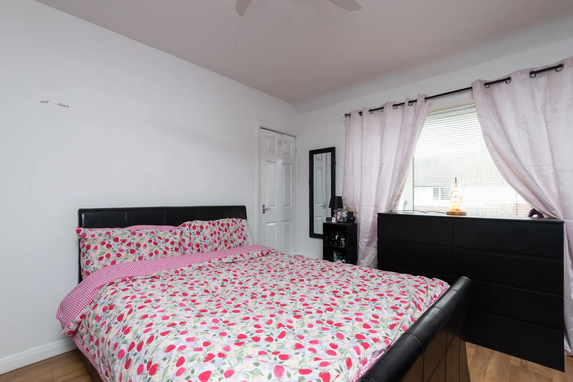 property photo 15 of 27