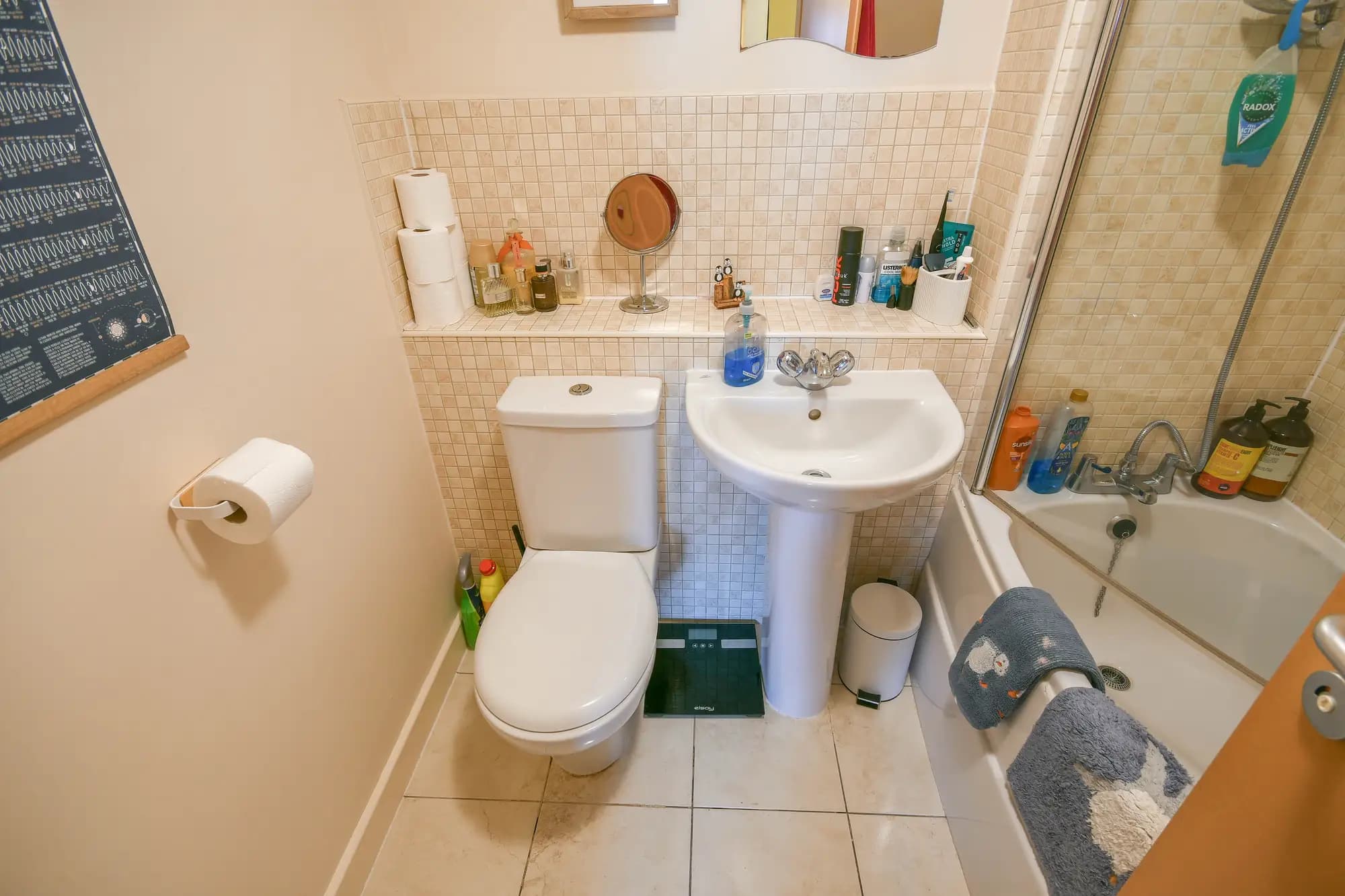property photo 7 of 16