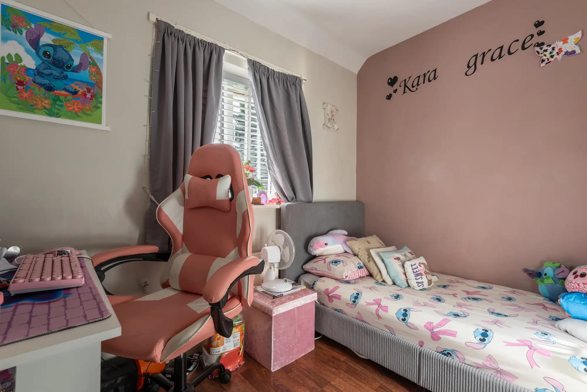 property photo 11 of 27