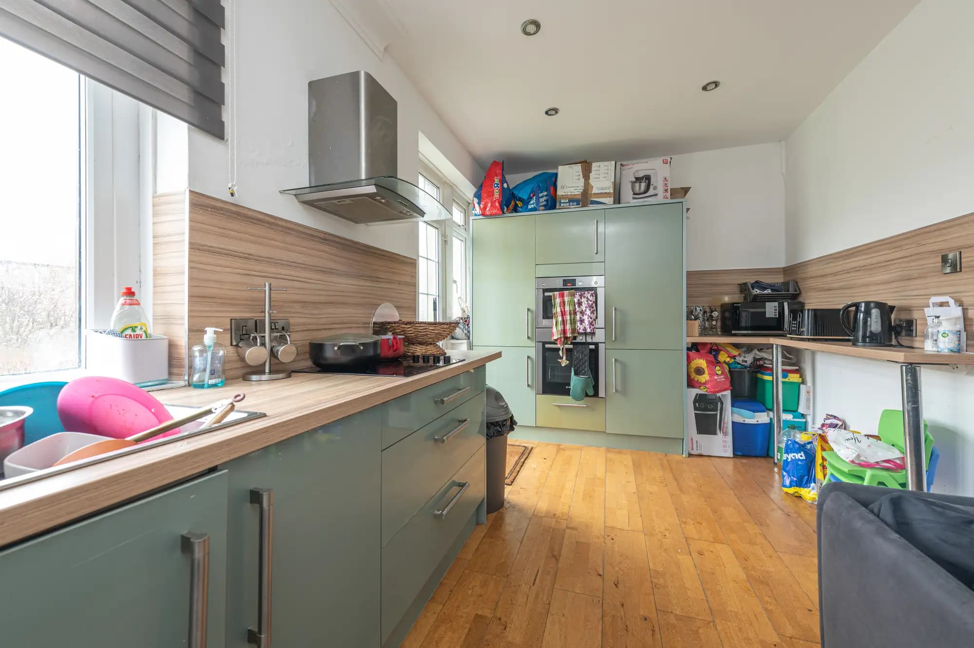 property photo 6 of 16