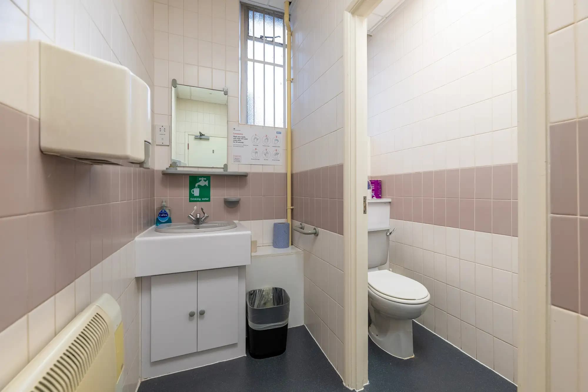 property photo 7 of 11