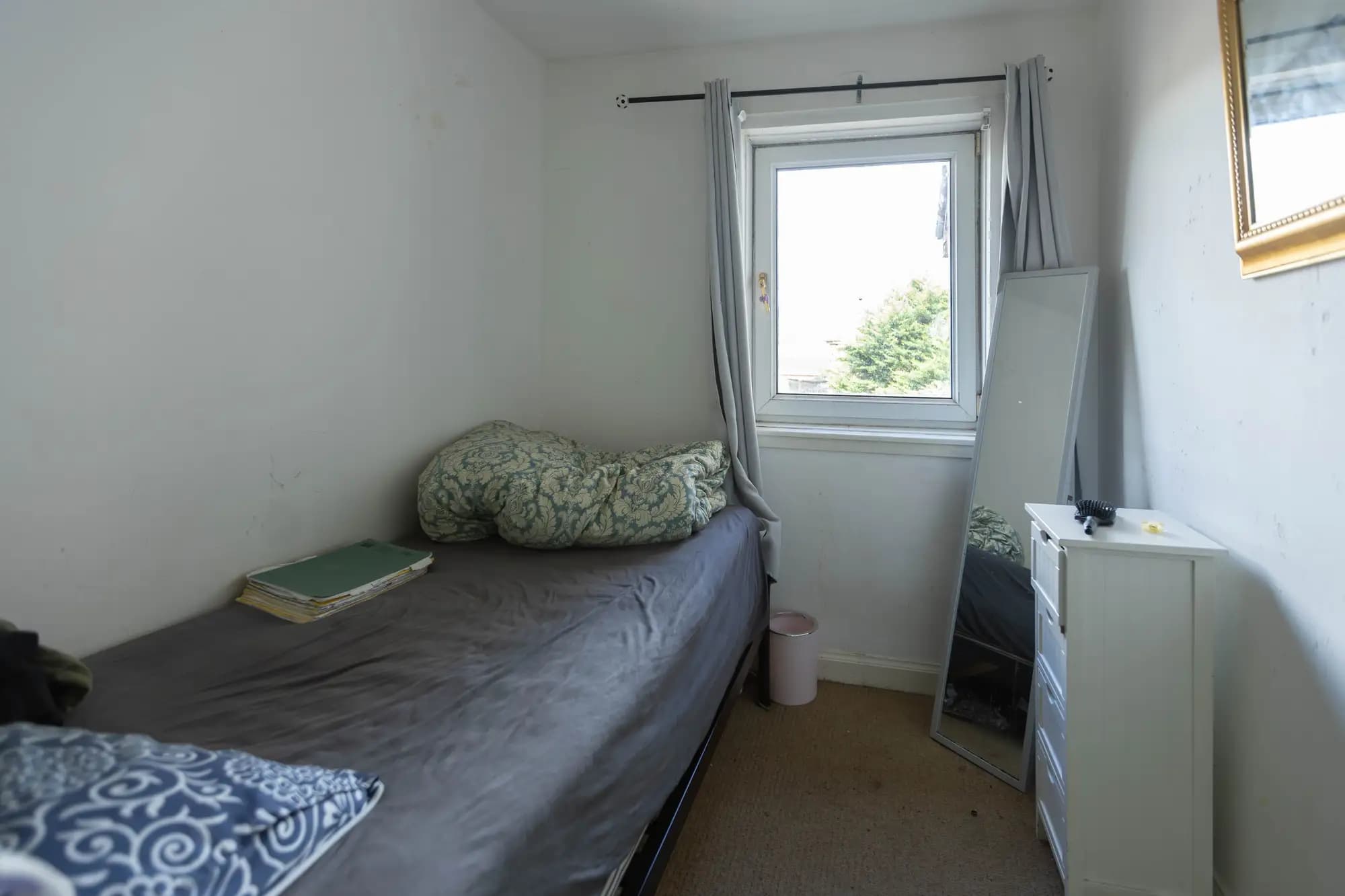 property photo 12 of 17